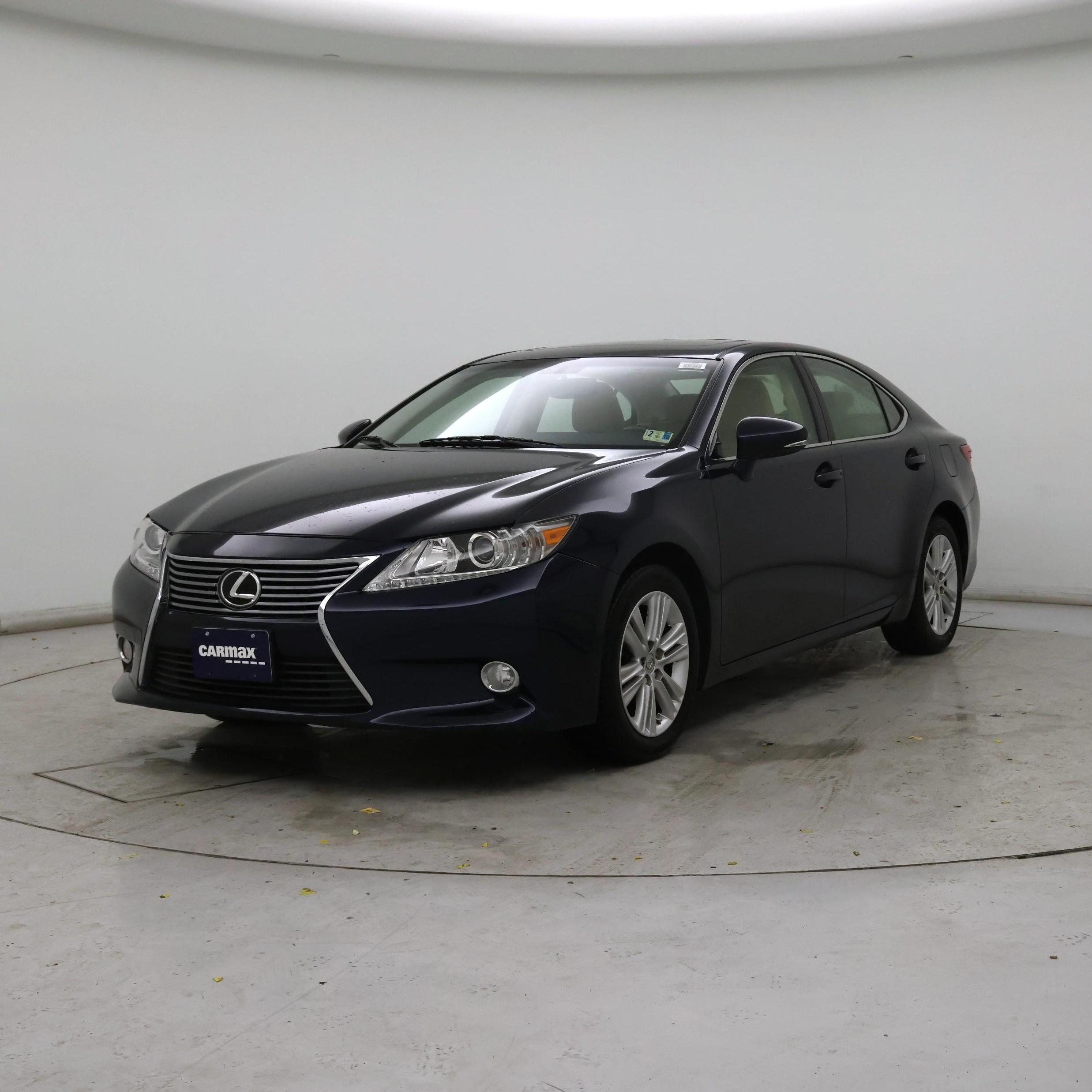 Thumbnail: 2015 Lexus ES - 4