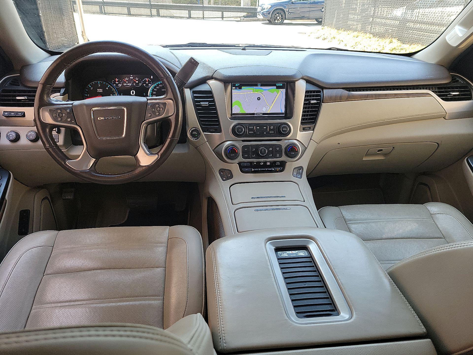 Thumbnail: 2020 GMC Yukon XL - 8