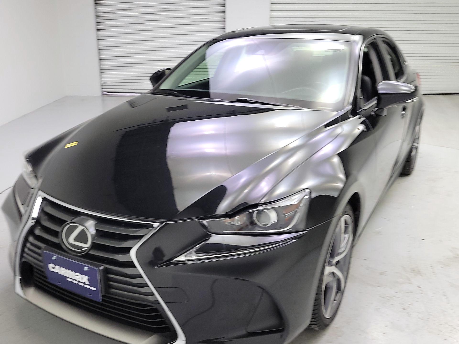 Thumbnail: 2017 Lexus IS - 3