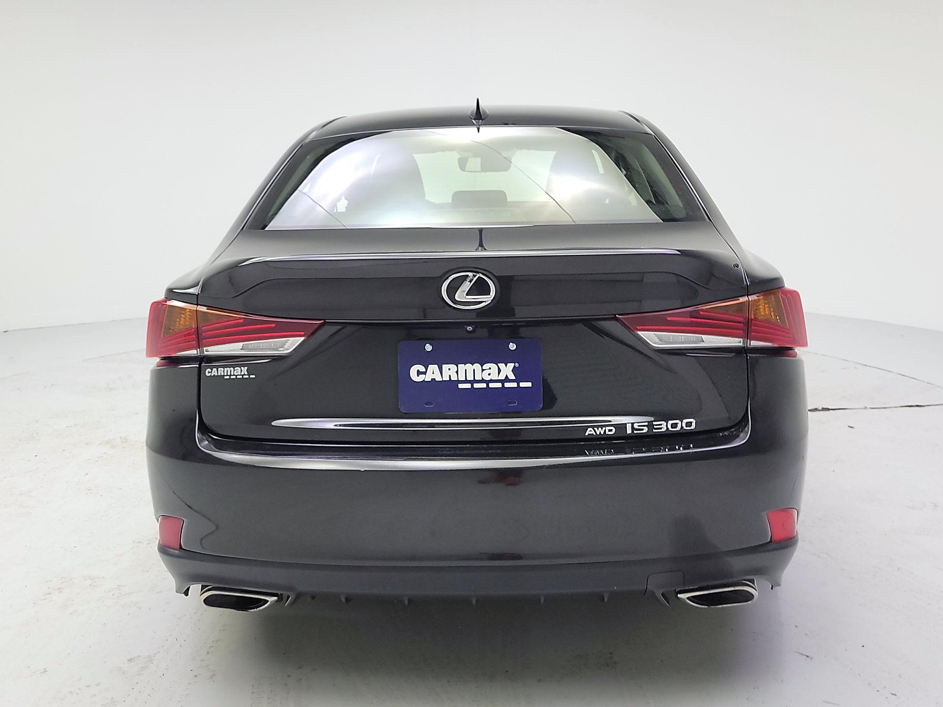 Thumbnail: 2017 Lexus IS - 6