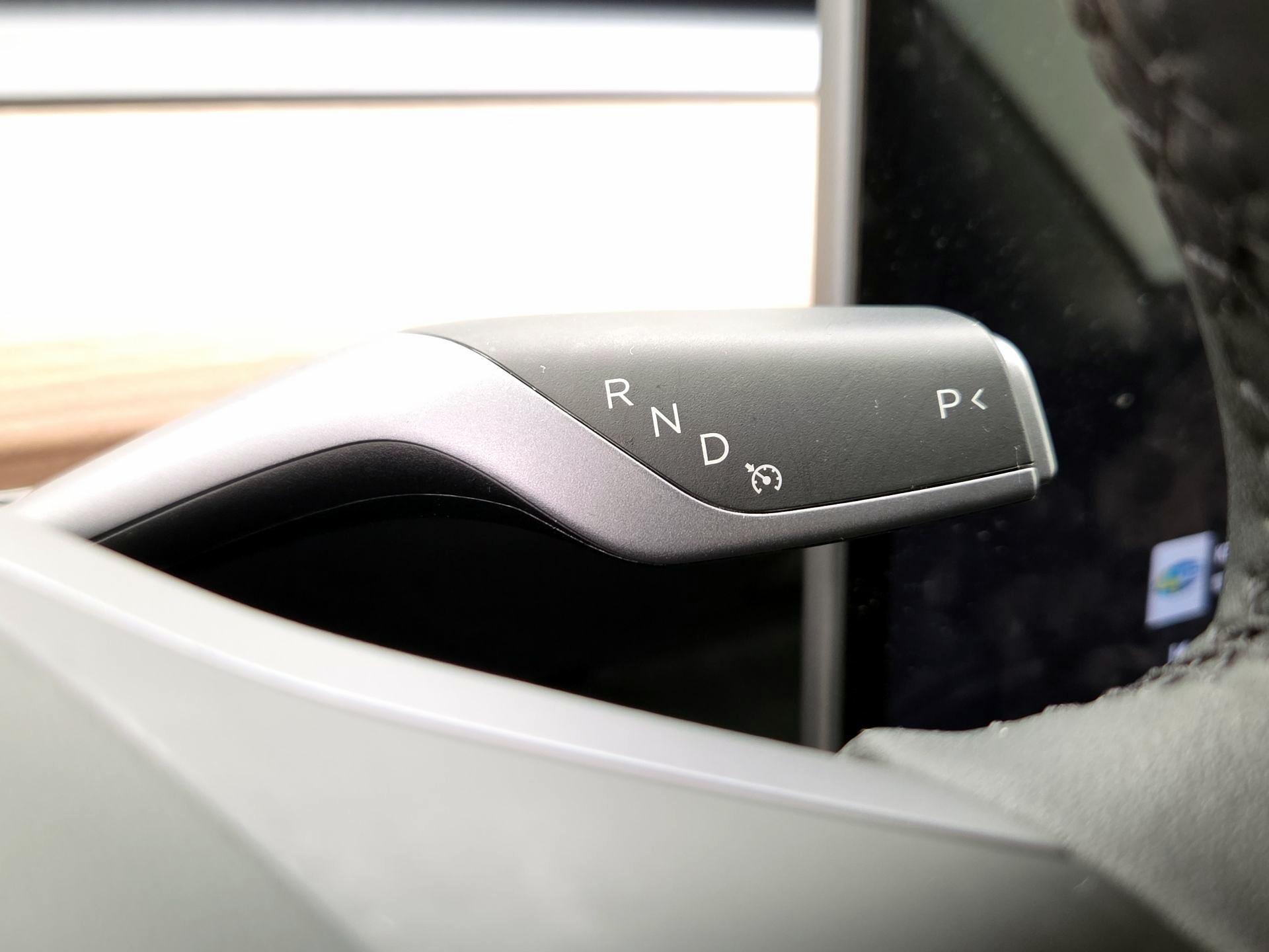 Thumbnail: 2023 Tesla Model 3 - 15