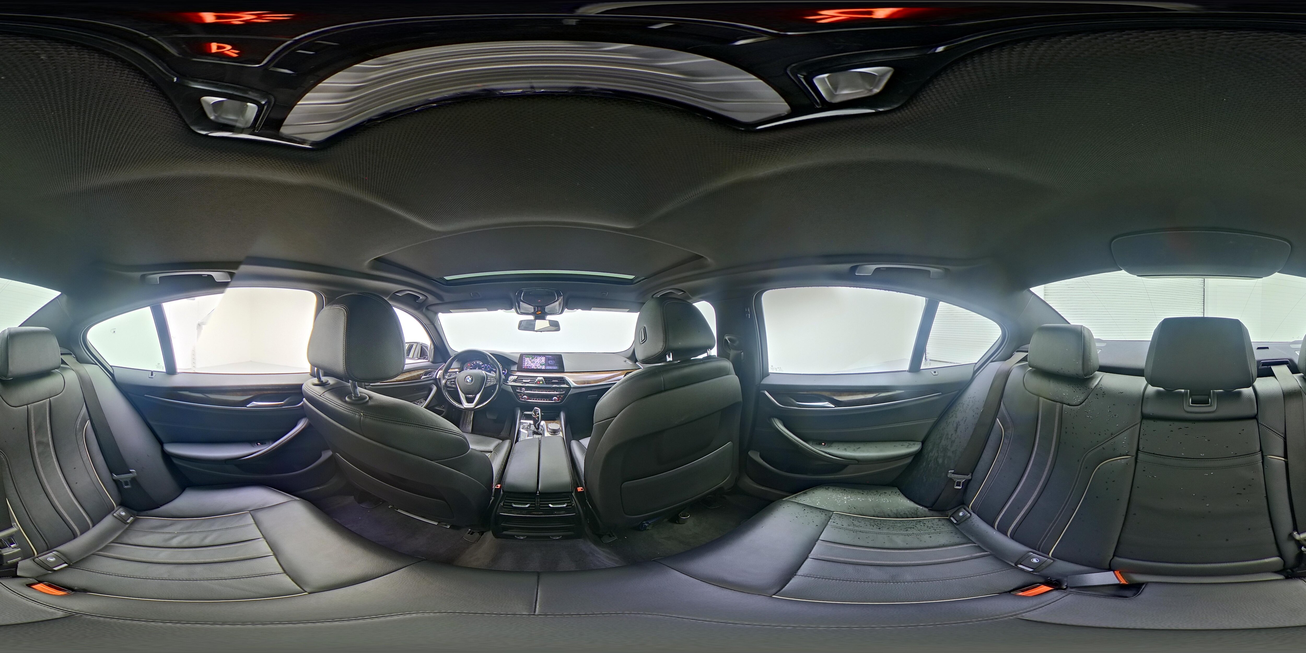 2019 BMW 5 Series 540i - Photo 25