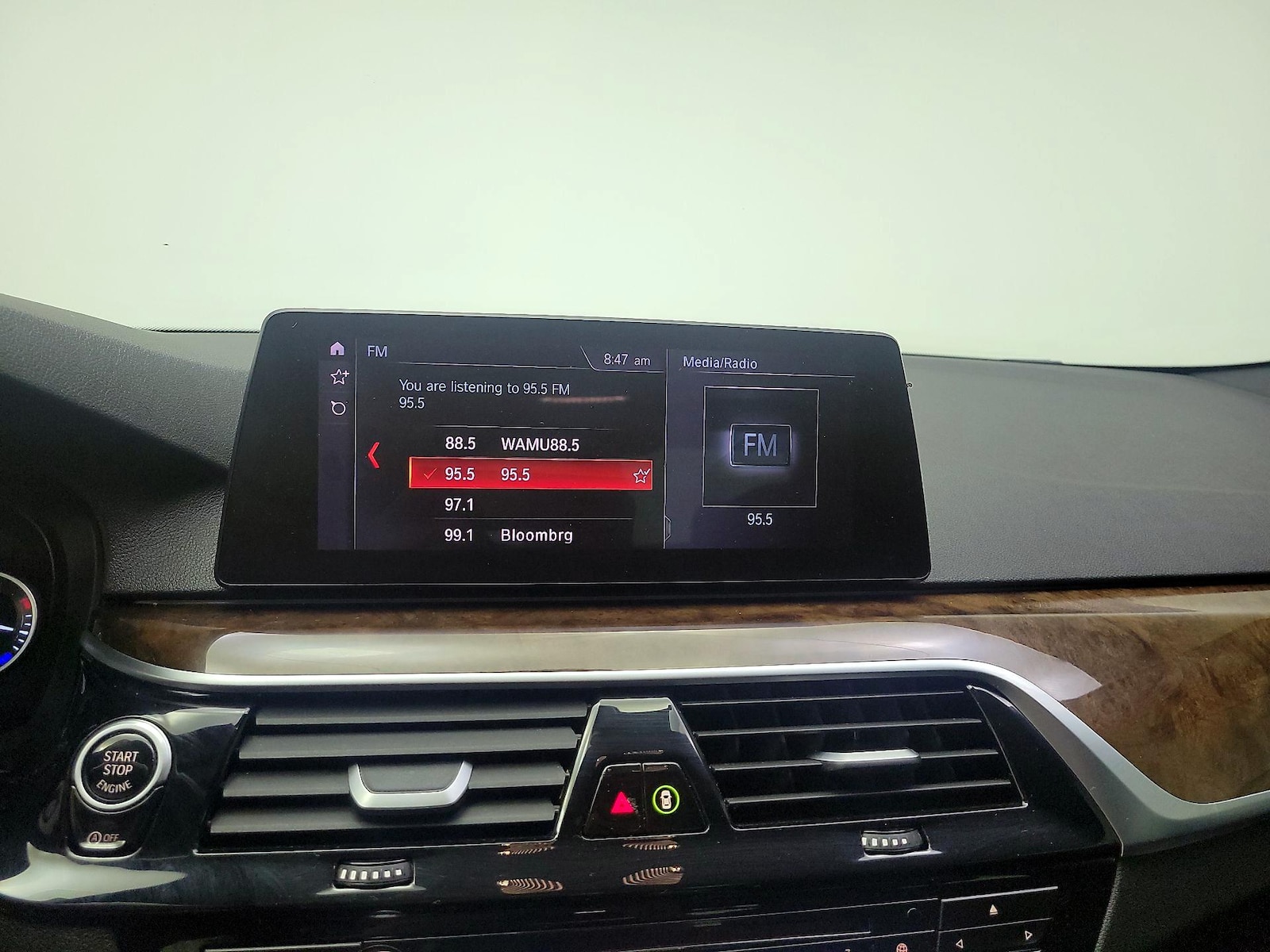 2019 BMW 5 Series 540i - Photo 15