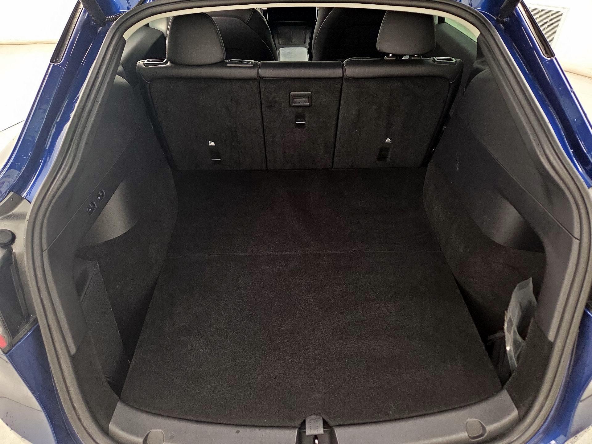 Thumbnail: 2022 Tesla Model Y - 20