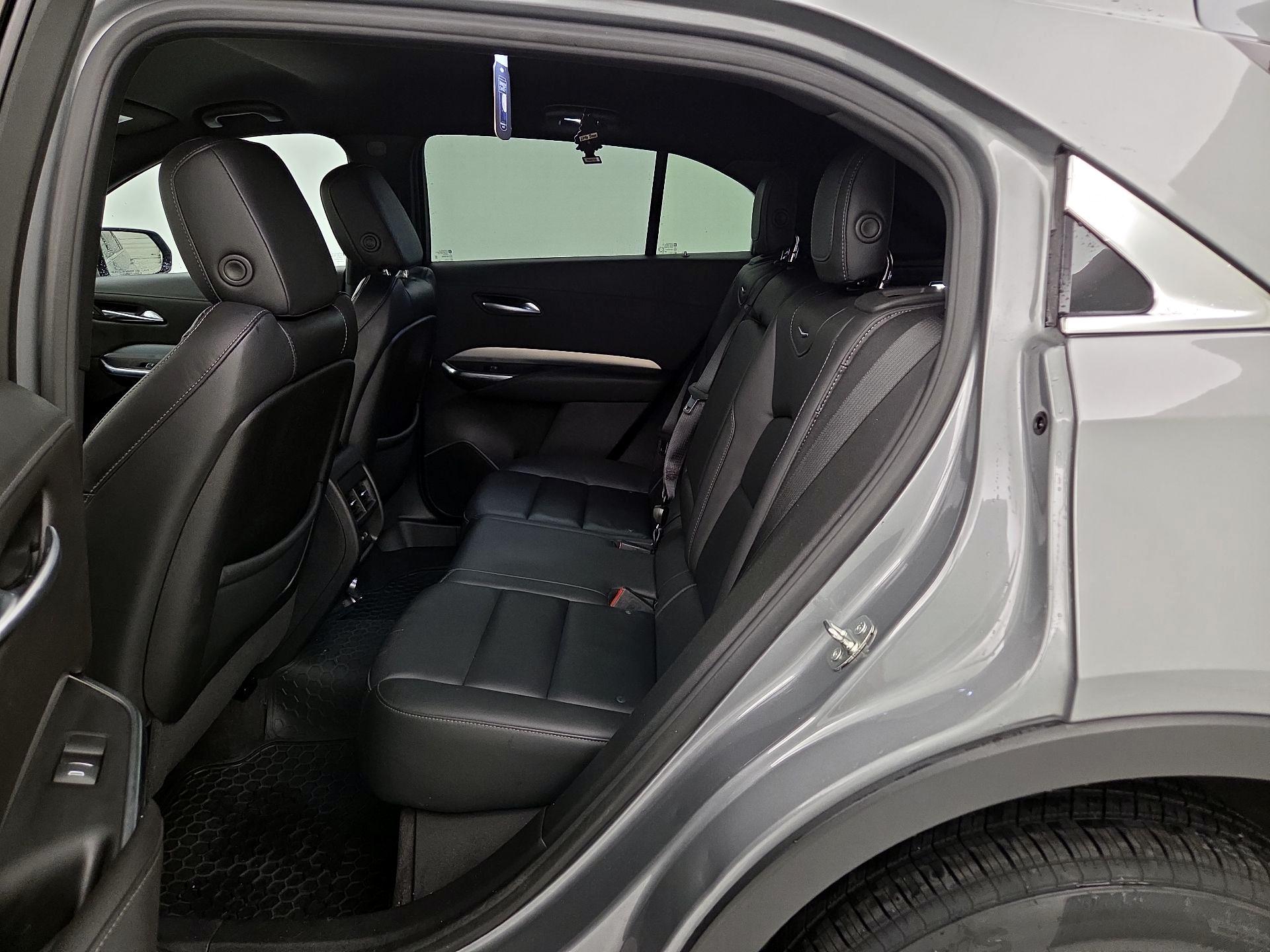 Thumbnail: 2023 Cadillac XT4 - 19