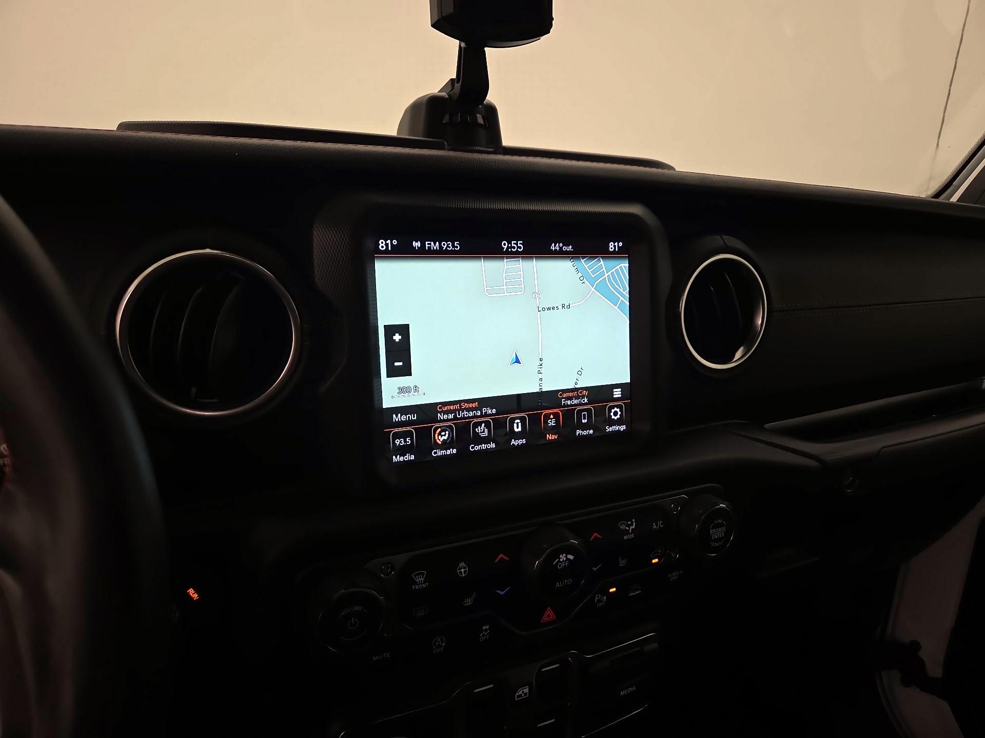 Thumbnail: 2020 Jeep Gladiator - 14