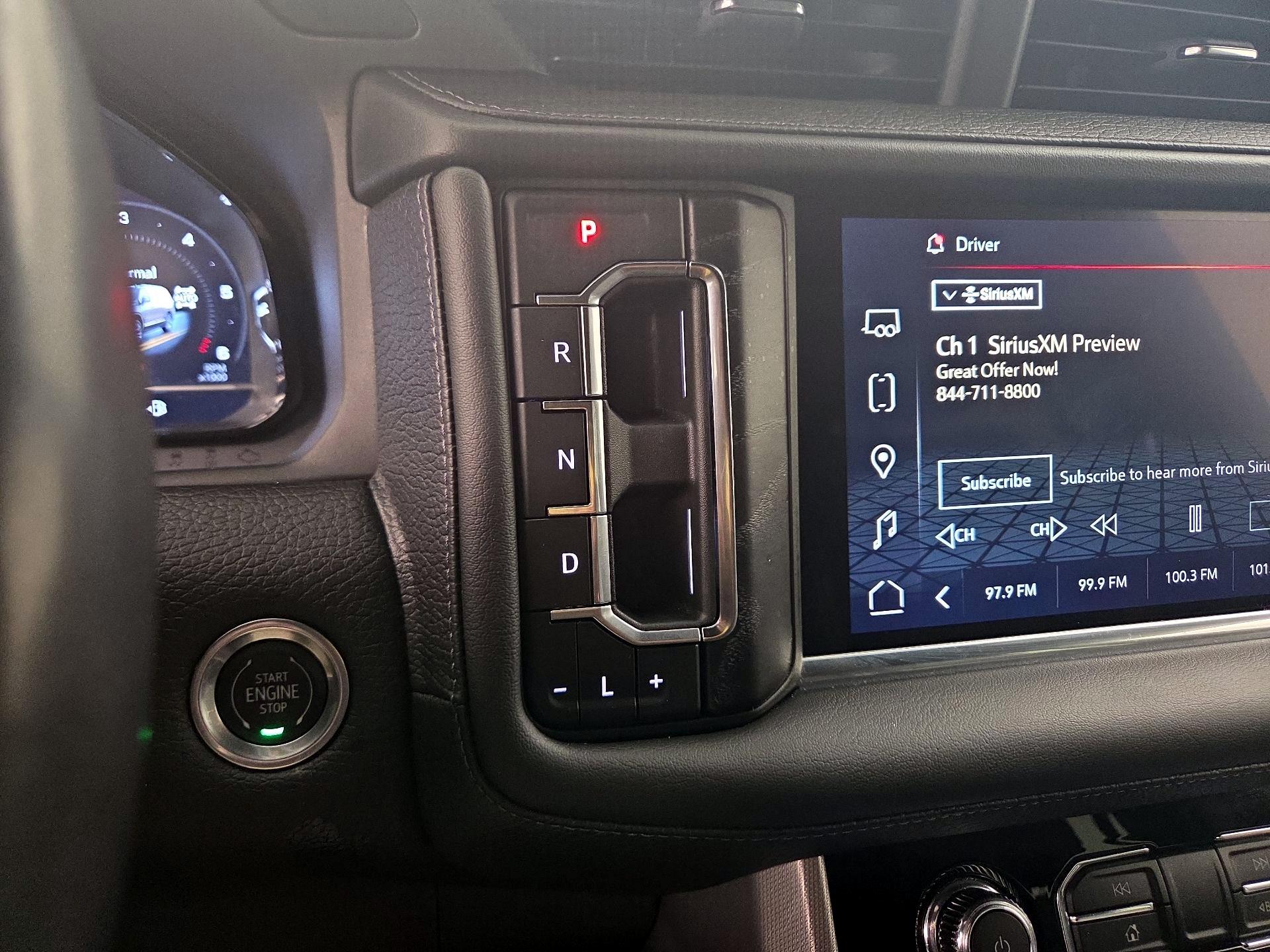 Thumbnail: 2022 GMC Yukon XL - 18