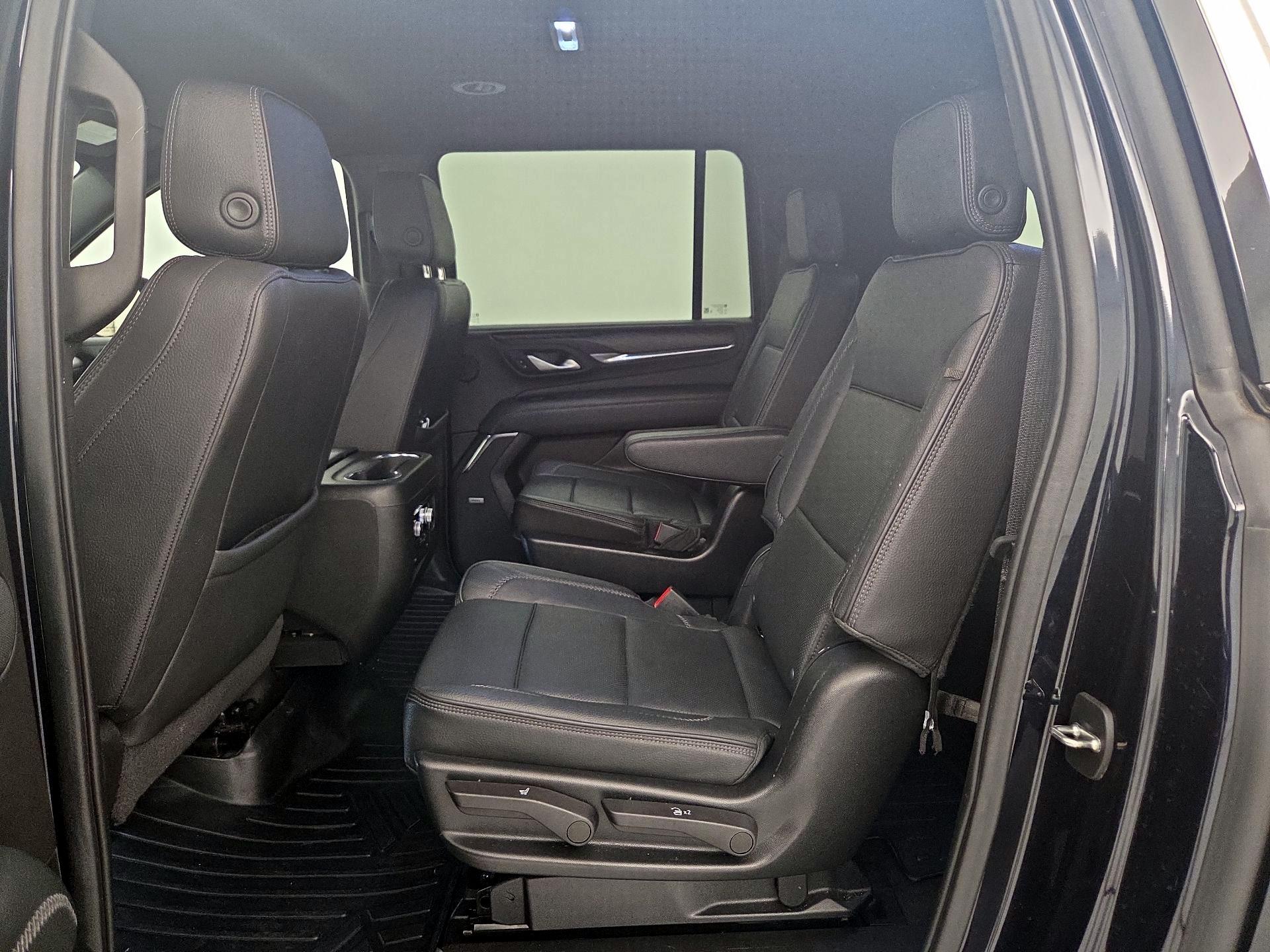 Thumbnail: 2022 GMC Yukon XL - 20