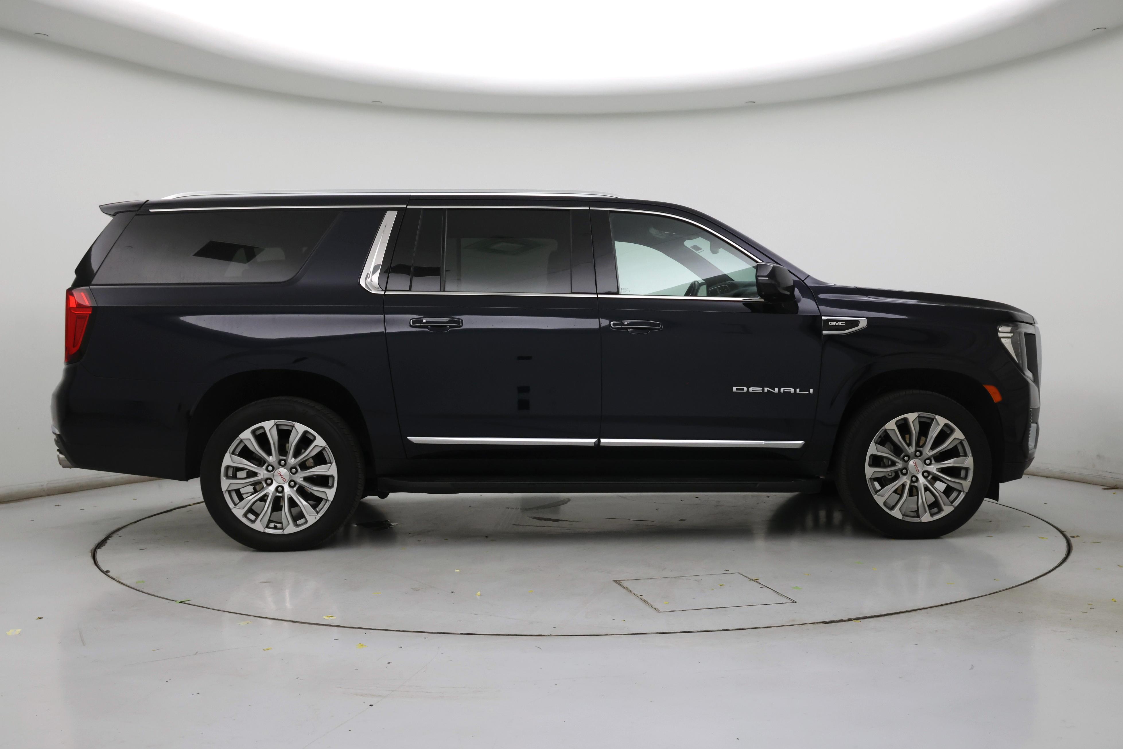 Thumbnail: 2022 GMC Yukon XL - 7