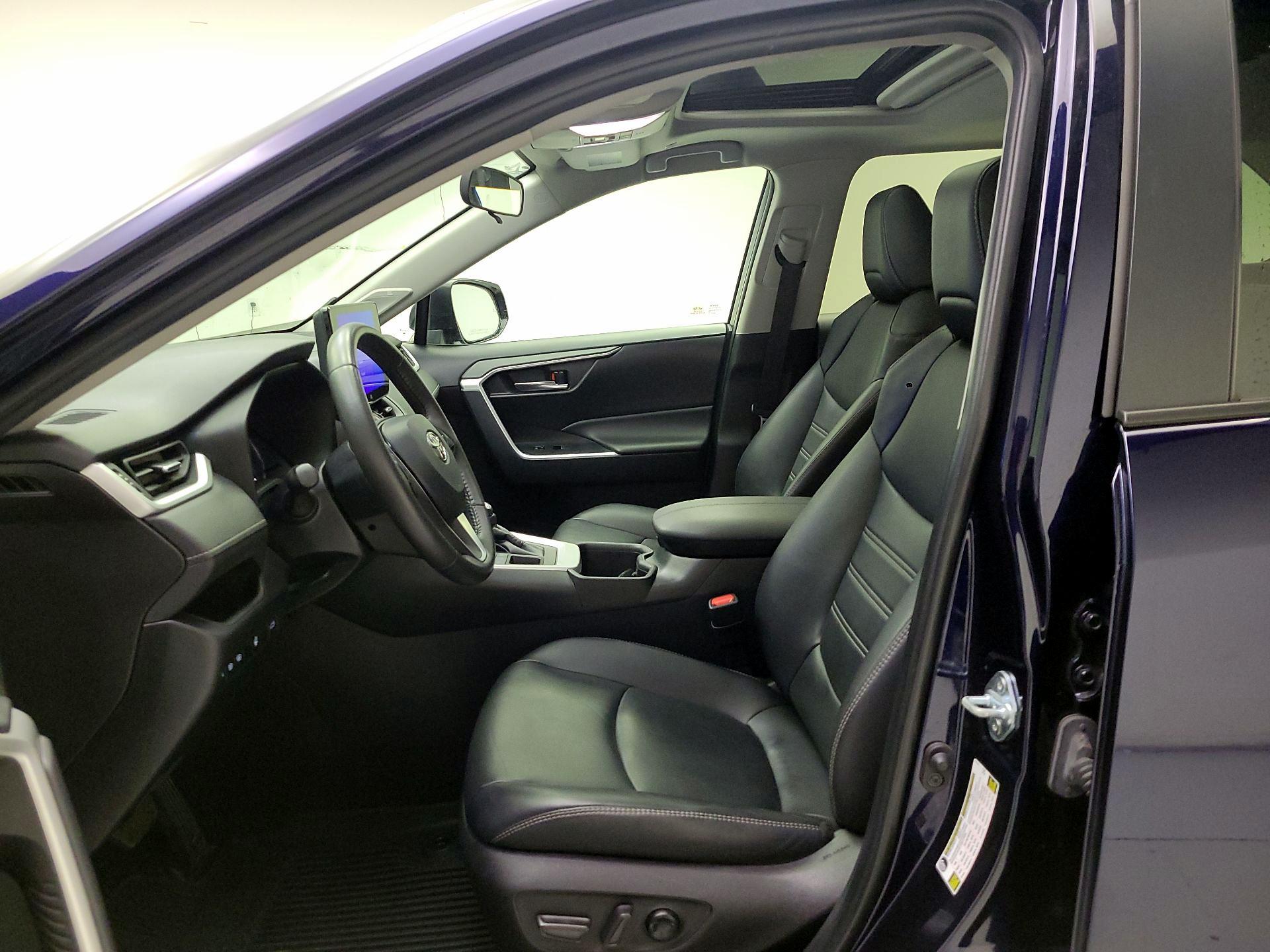 Thumbnail: 2024 Toyota RAV4 - 9