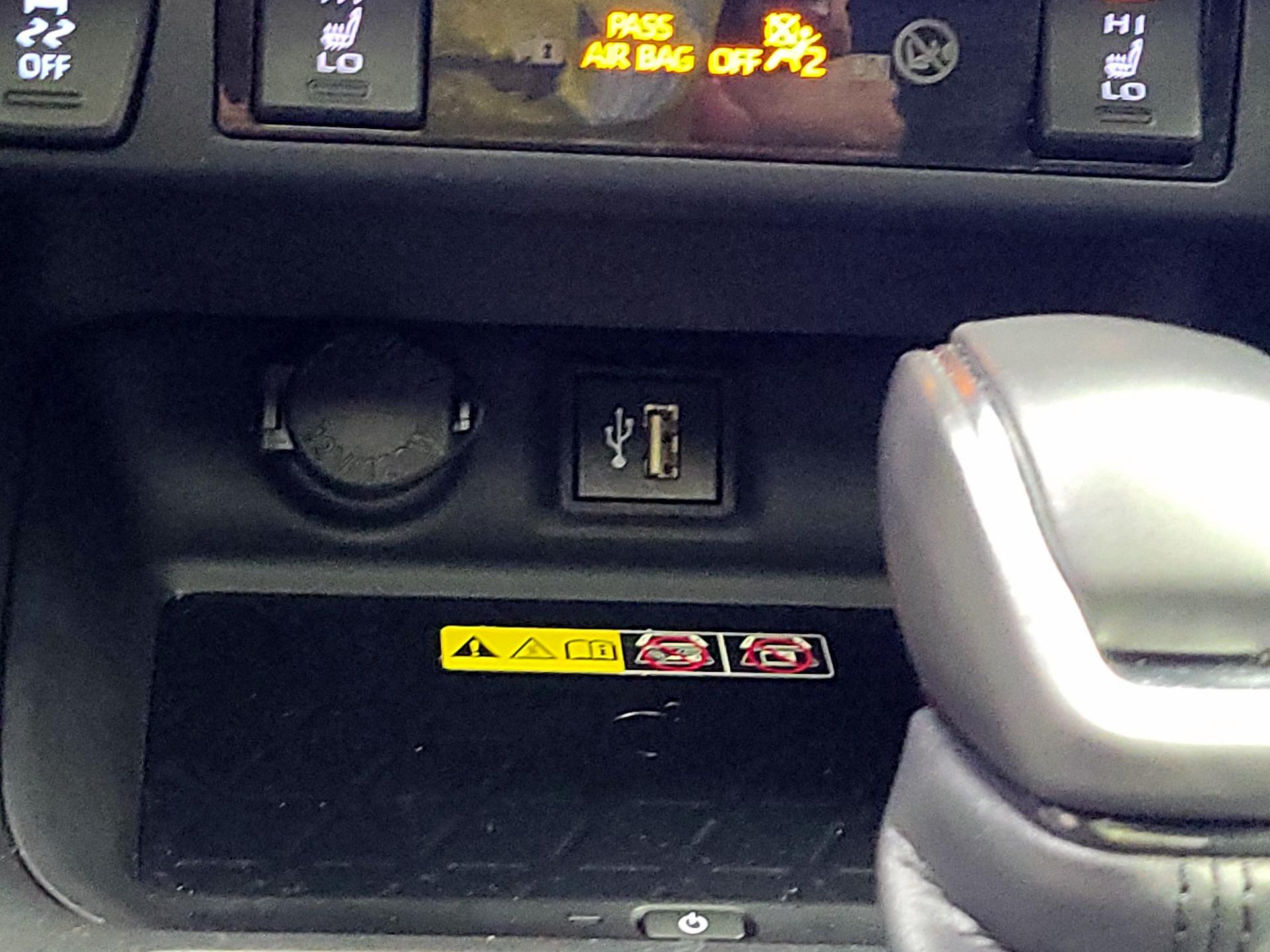 Thumbnail: 2024 Toyota RAV4 - 17