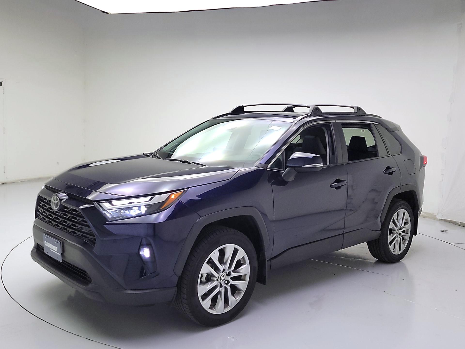 Thumbnail: 2024 Toyota RAV4 - 3