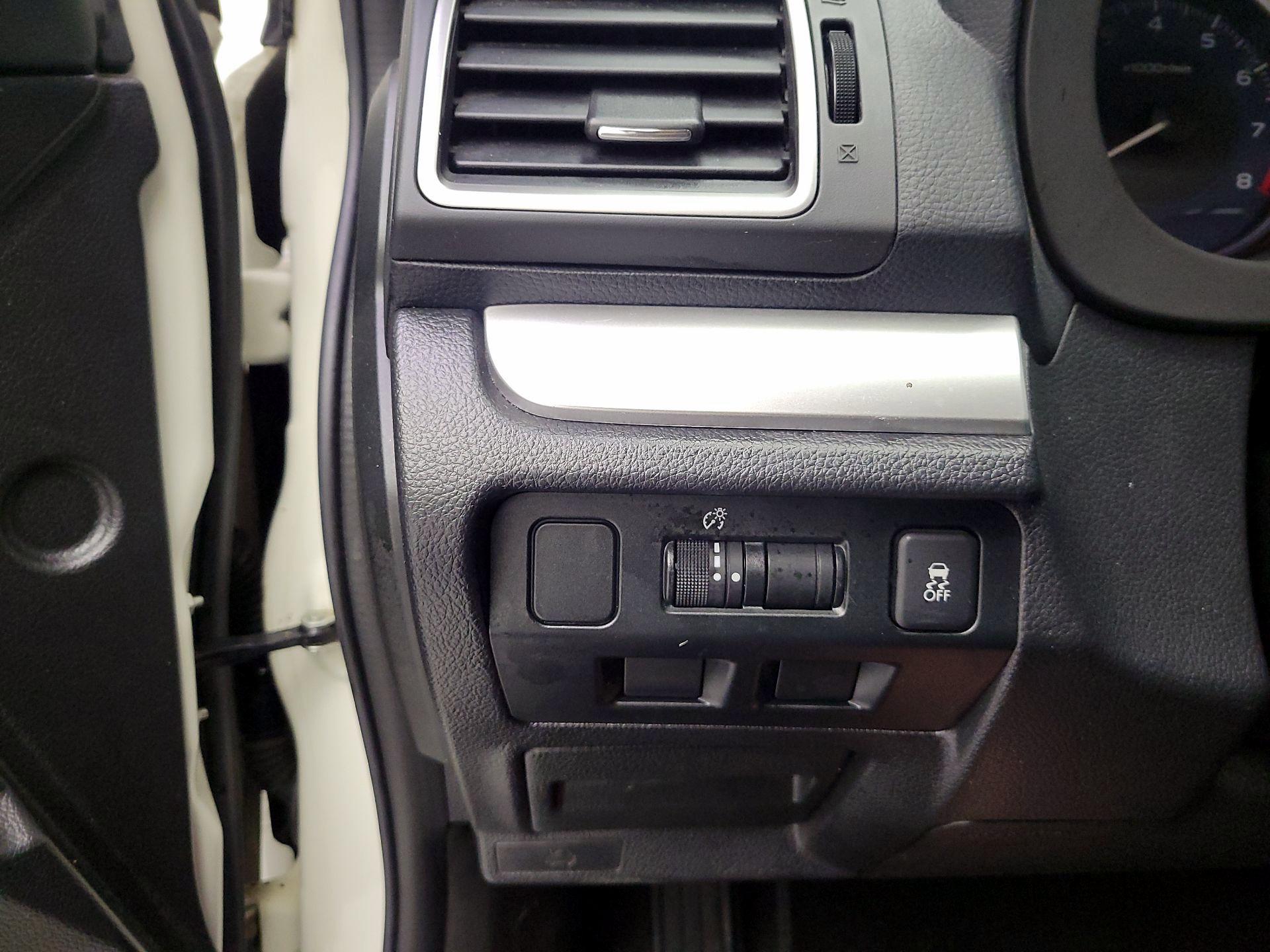 Thumbnail: 2015 Subaru XV Crosstrek - 11