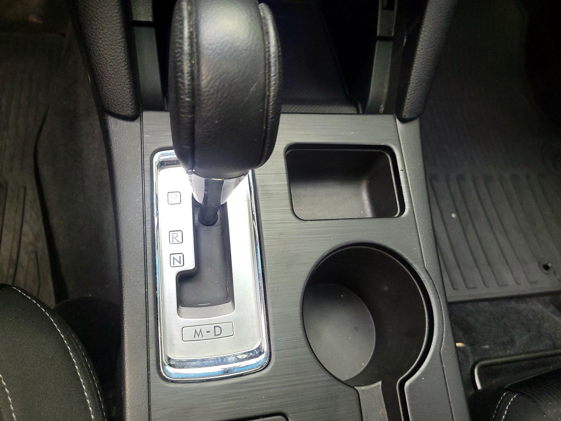 Thumbnail: 2015 Subaru Legacy - 16