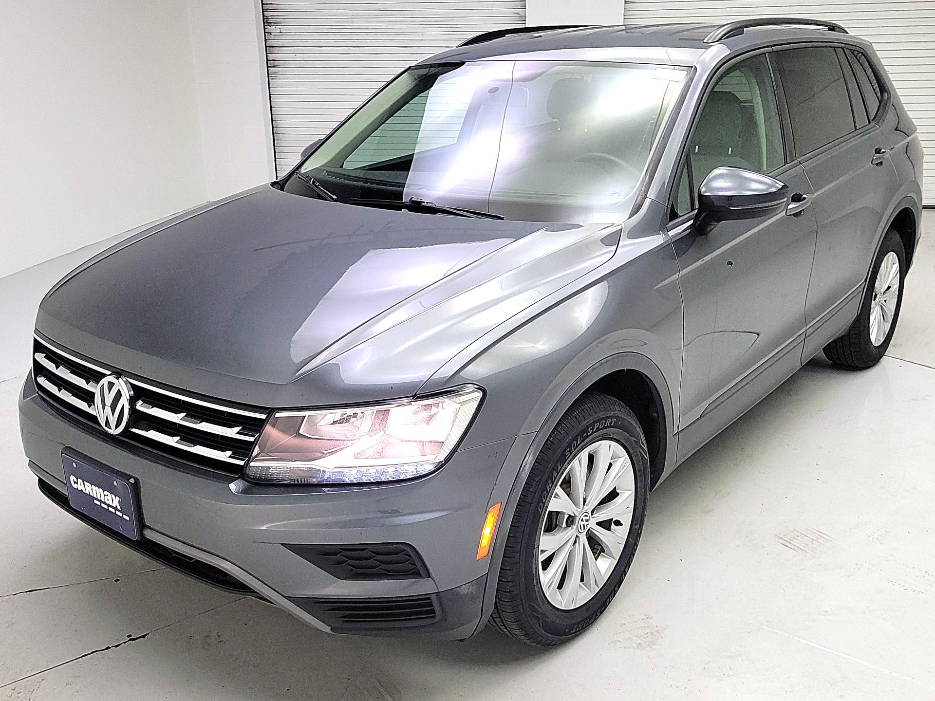 Thumbnail: 2018 Volkswagen Tiguan - 3