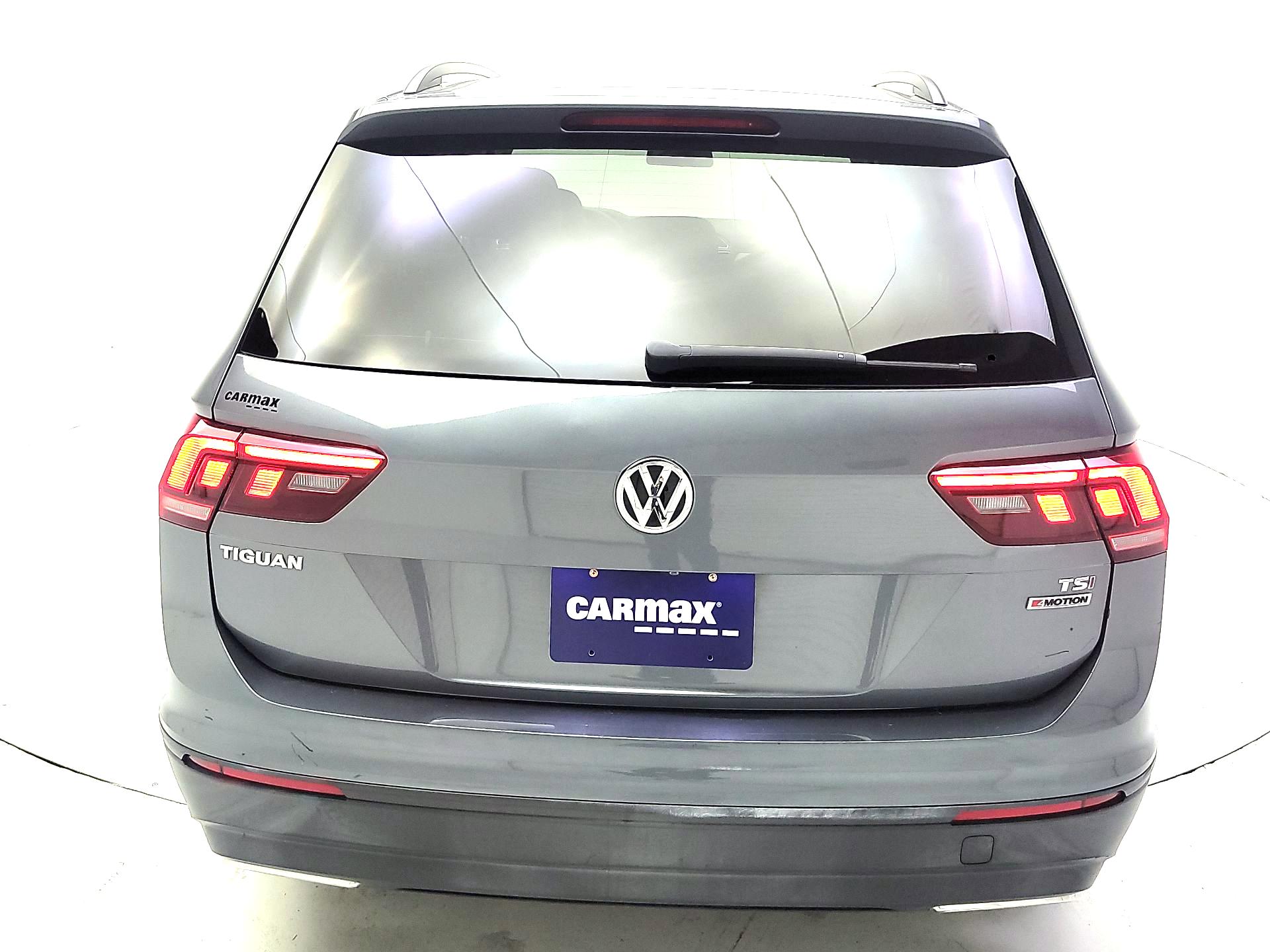 Thumbnail: 2018 Volkswagen Tiguan - 6