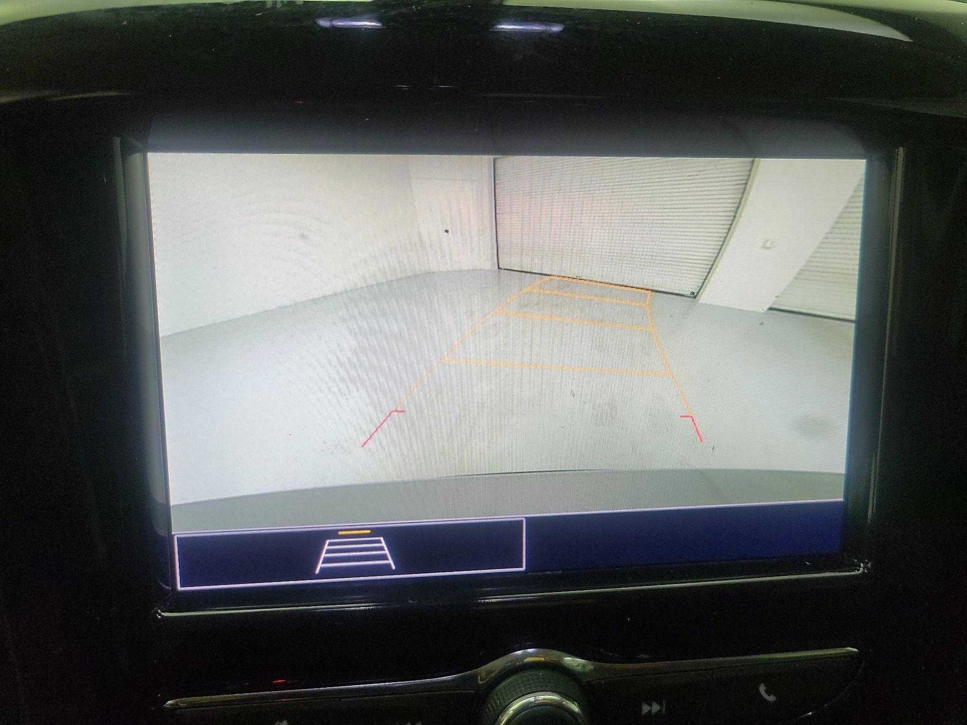 Thumbnail: 2020 Chevrolet Traverse - 12