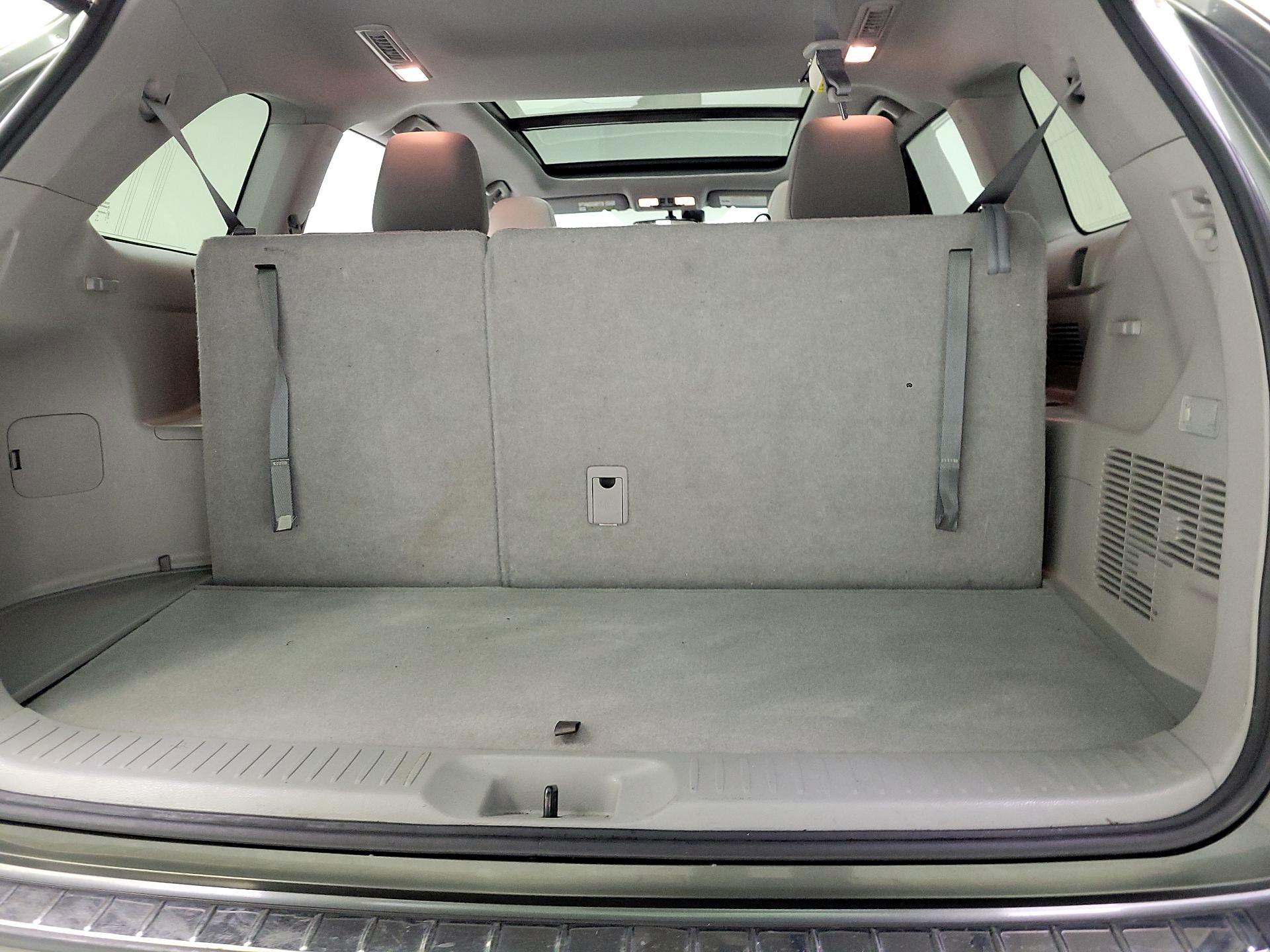 Thumbnail: 2015 Toyota Highlander - 18