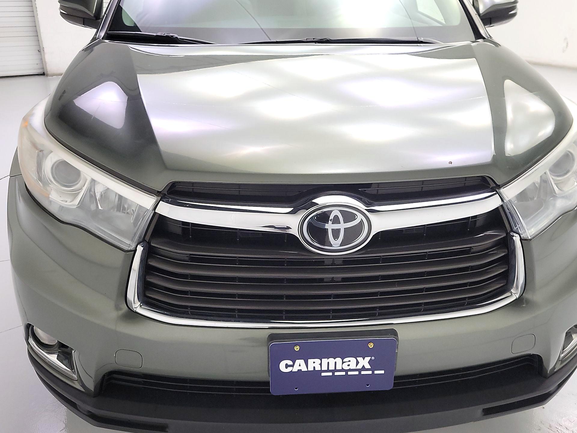 Thumbnail: 2015 Toyota Highlander - 2