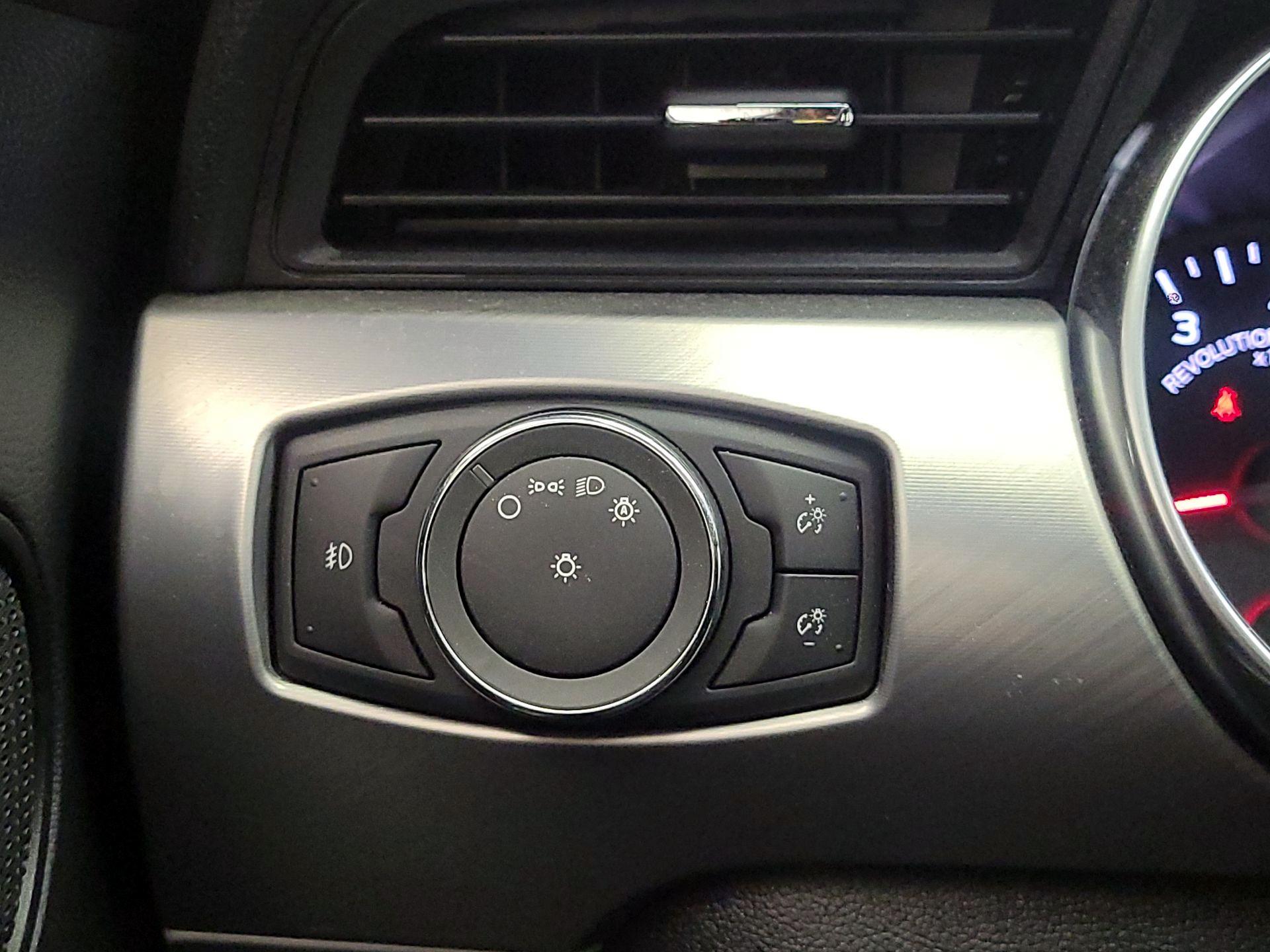 Thumbnail: 2019 Ford Mustang - 11