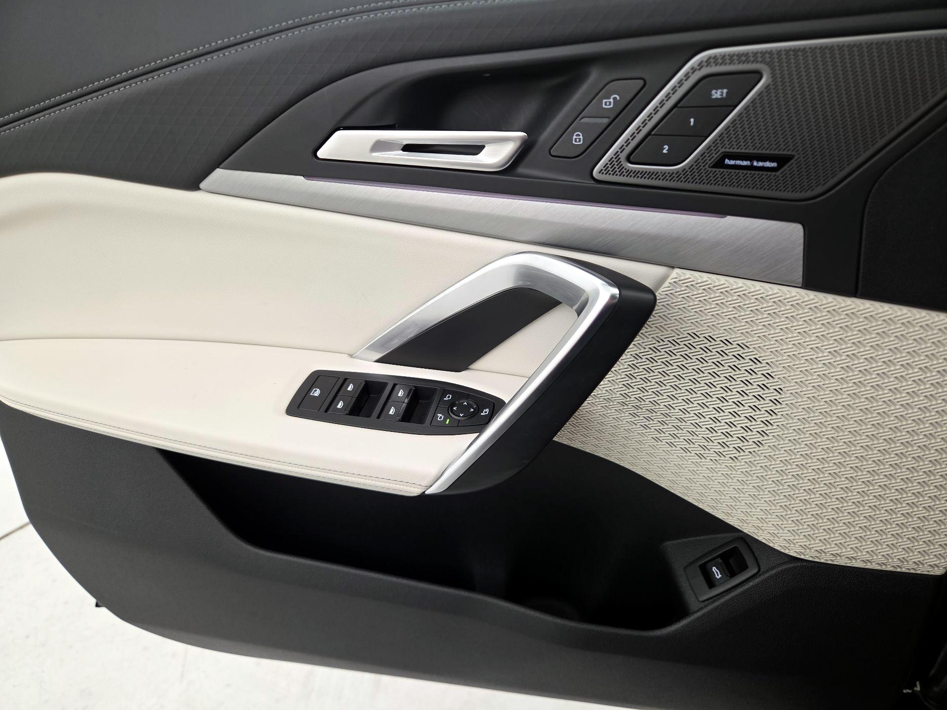 Thumbnail: 2026 BMW X2 - 12