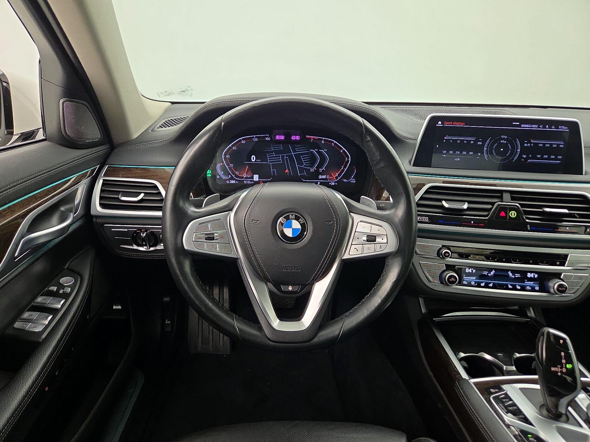 Thumbnail: 2022 BMW 7 Series - 10