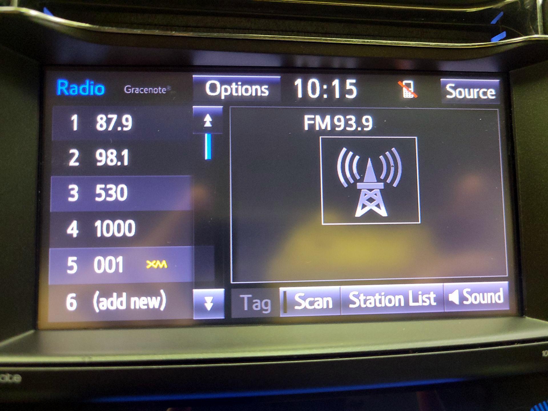 Thumbnail: 2018 Toyota RAV4 - 13