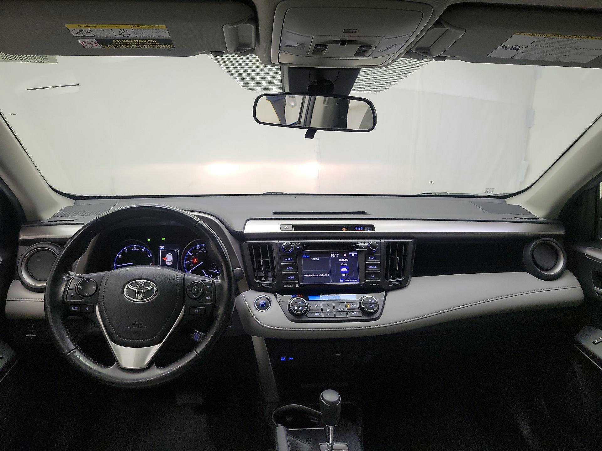 Thumbnail: 2018 Toyota RAV4 - 8