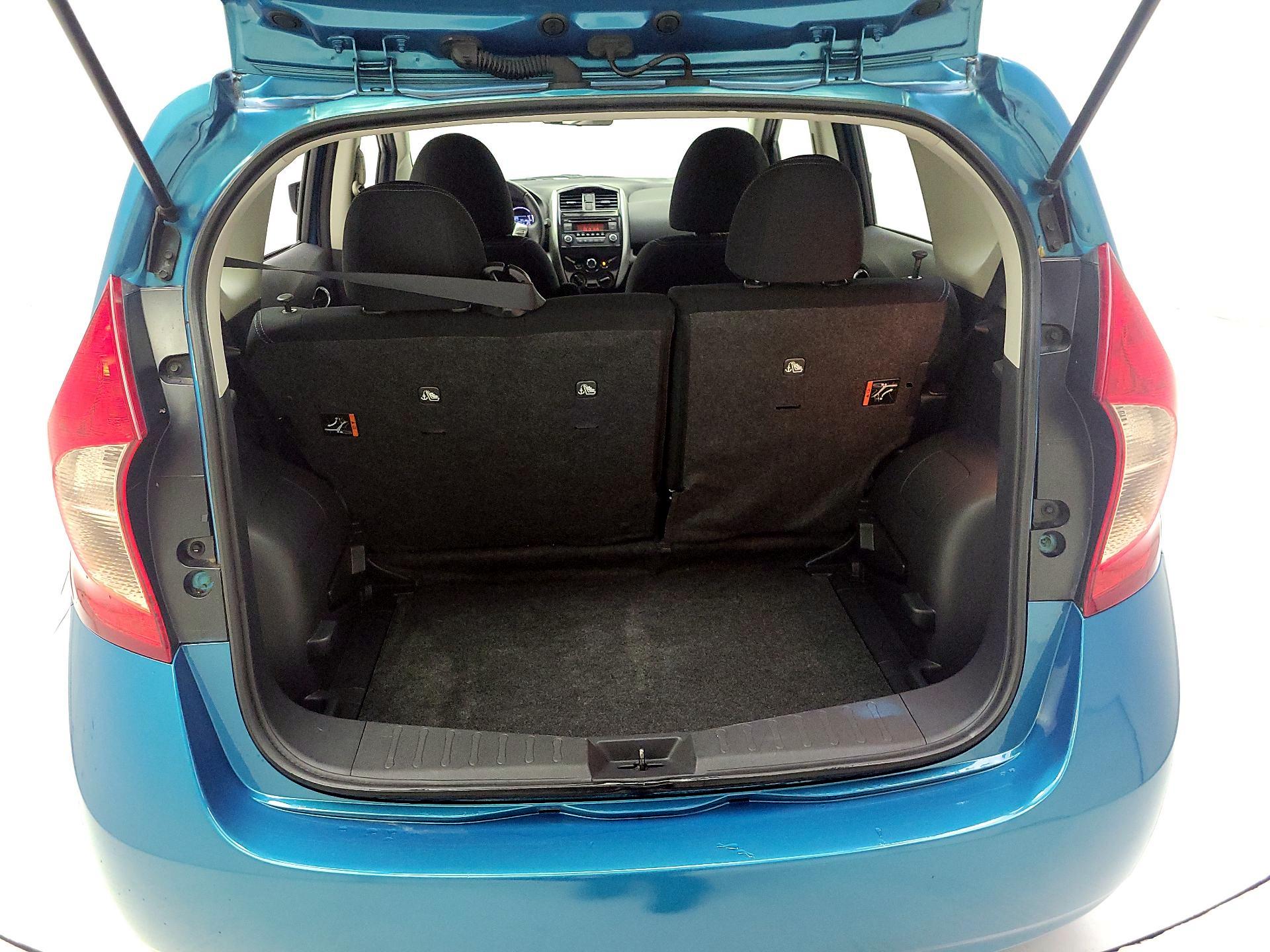 Thumbnail: 2015 Nissan Versa Note - 17
