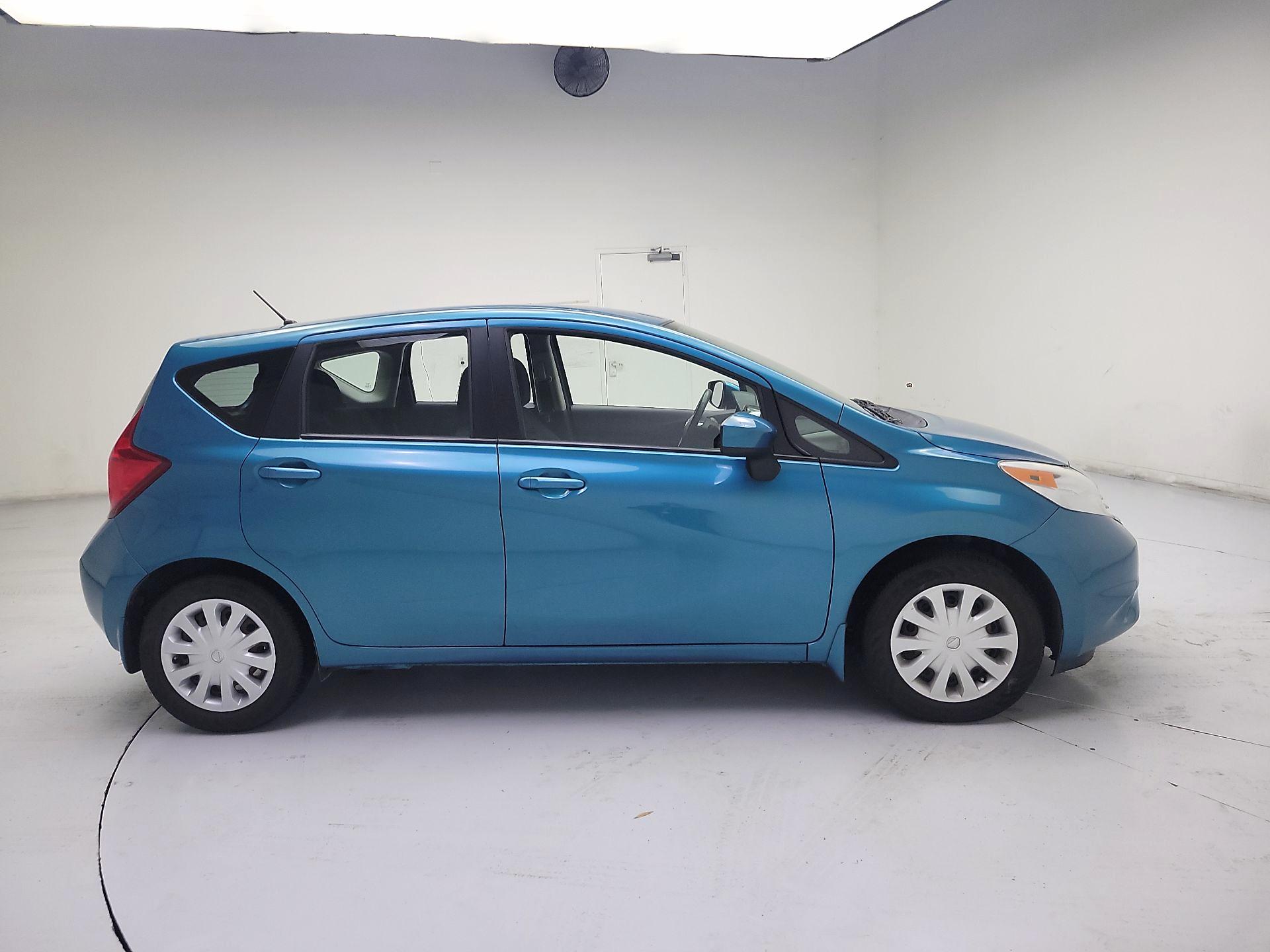 Thumbnail: 2015 Nissan Versa Note - 4