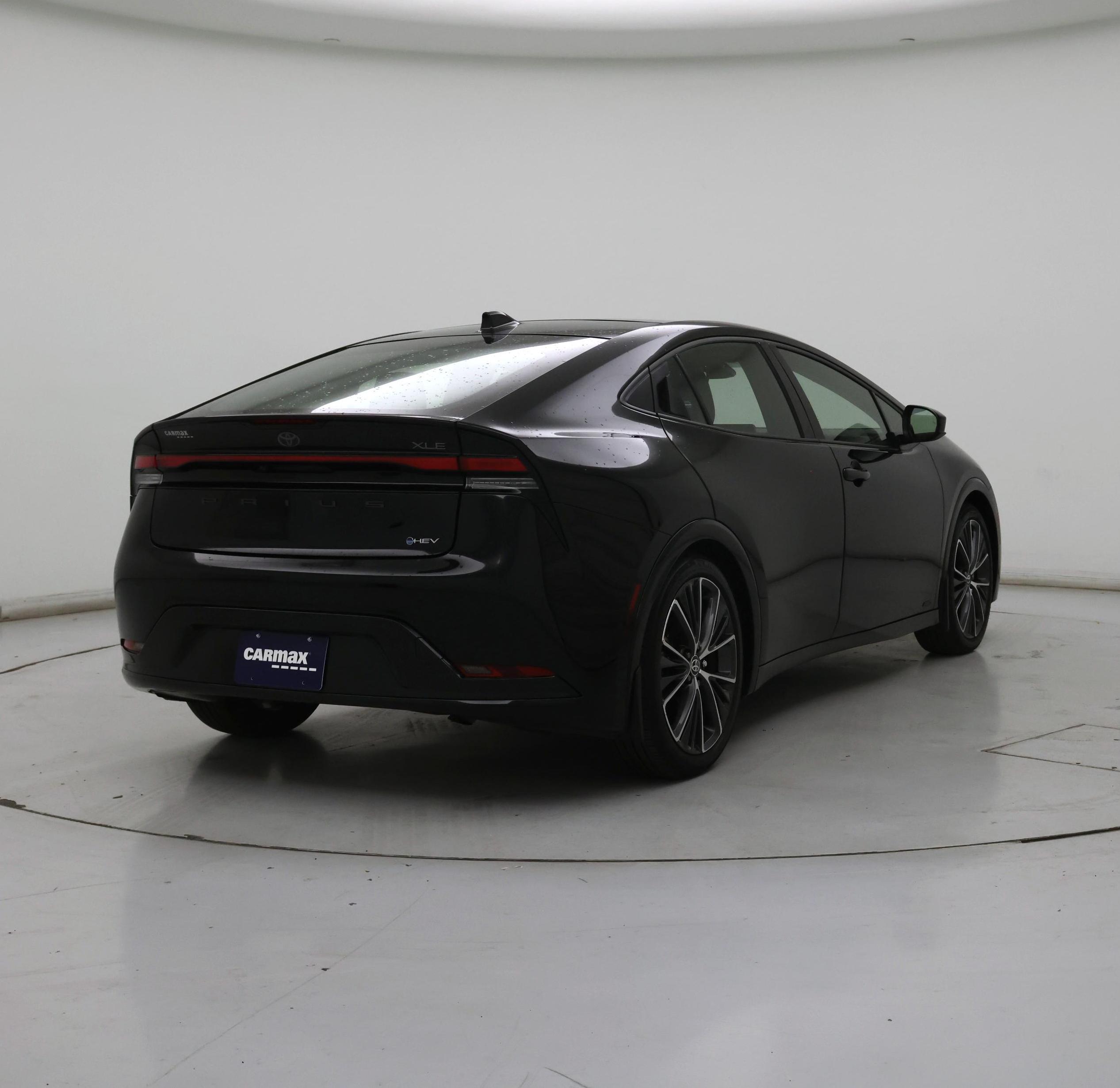 Thumbnail: 2023 Toyota Prius - 8