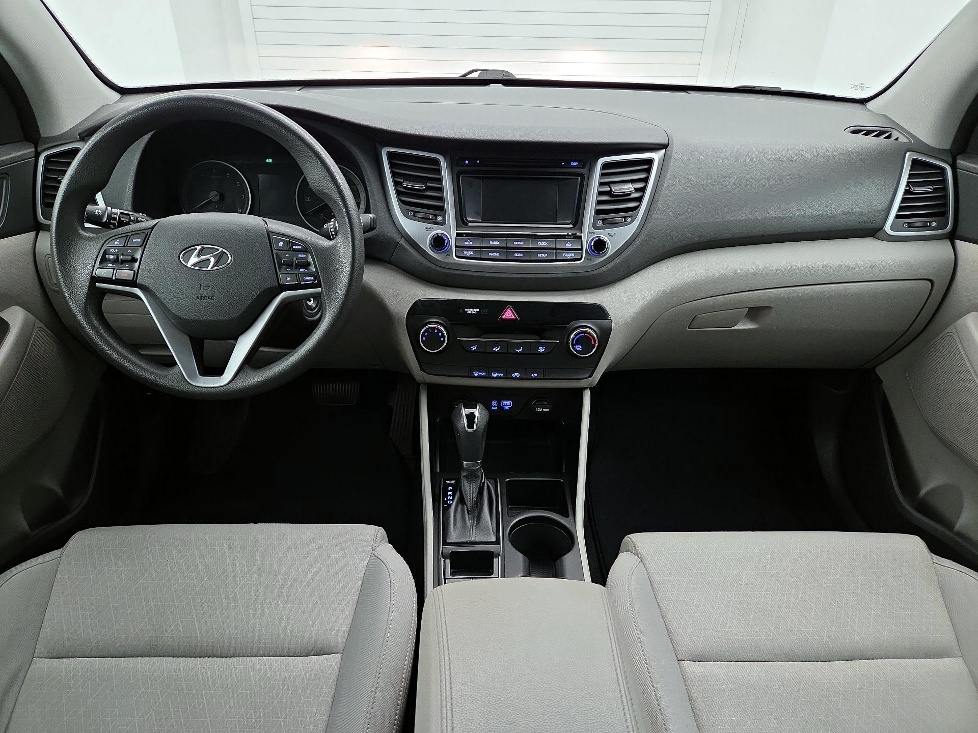 Thumbnail: 2017 Hyundai Tucson - 9