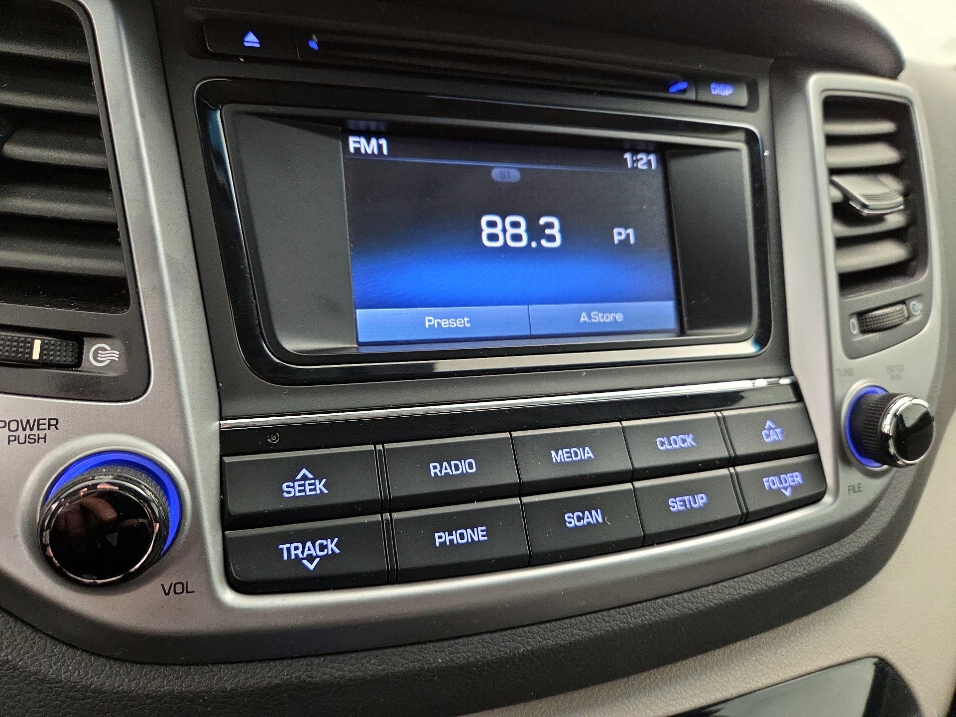 Thumbnail: 2017 Hyundai Tucson - 15