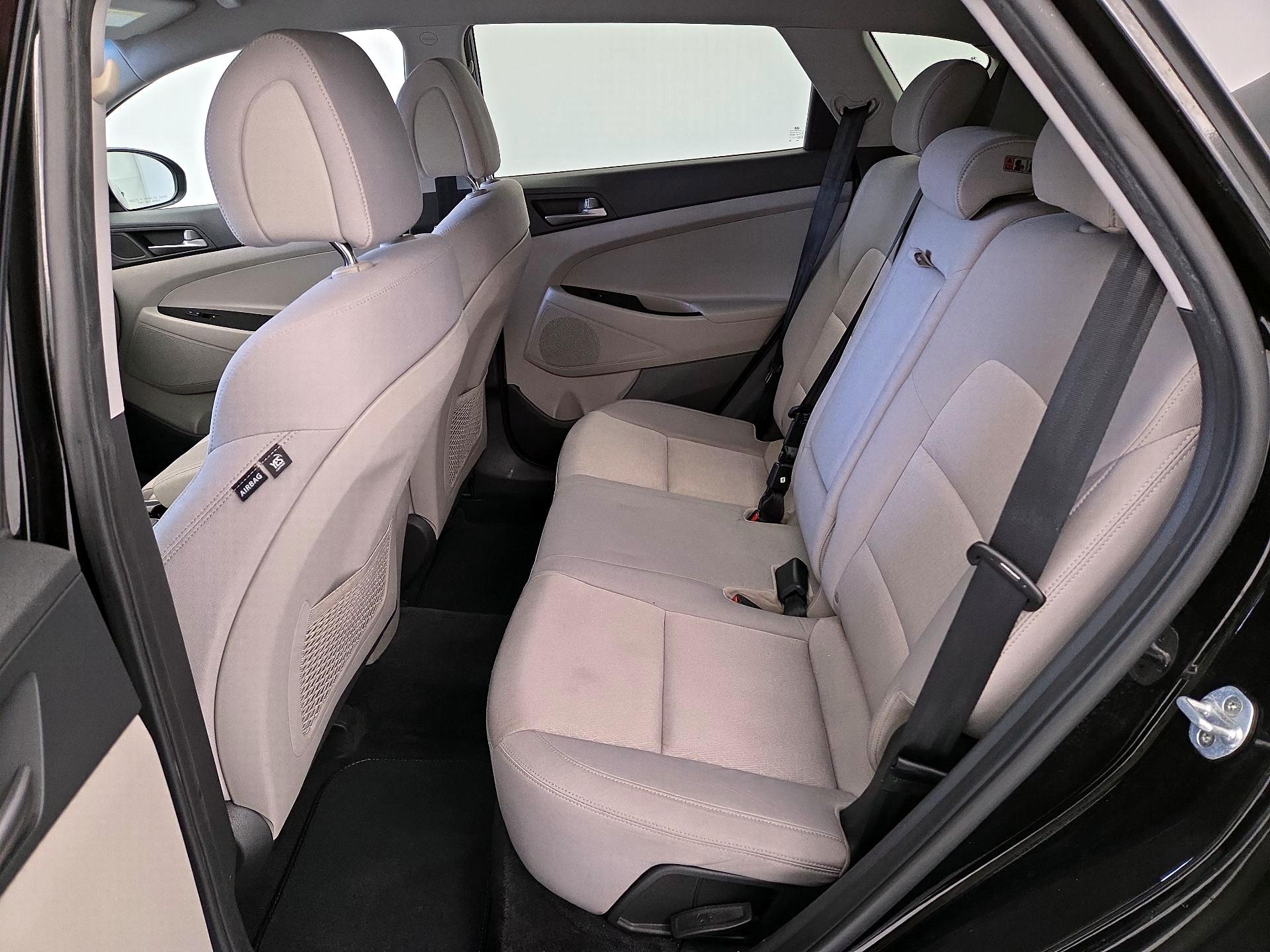 Thumbnail: 2017 Hyundai Tucson - 19