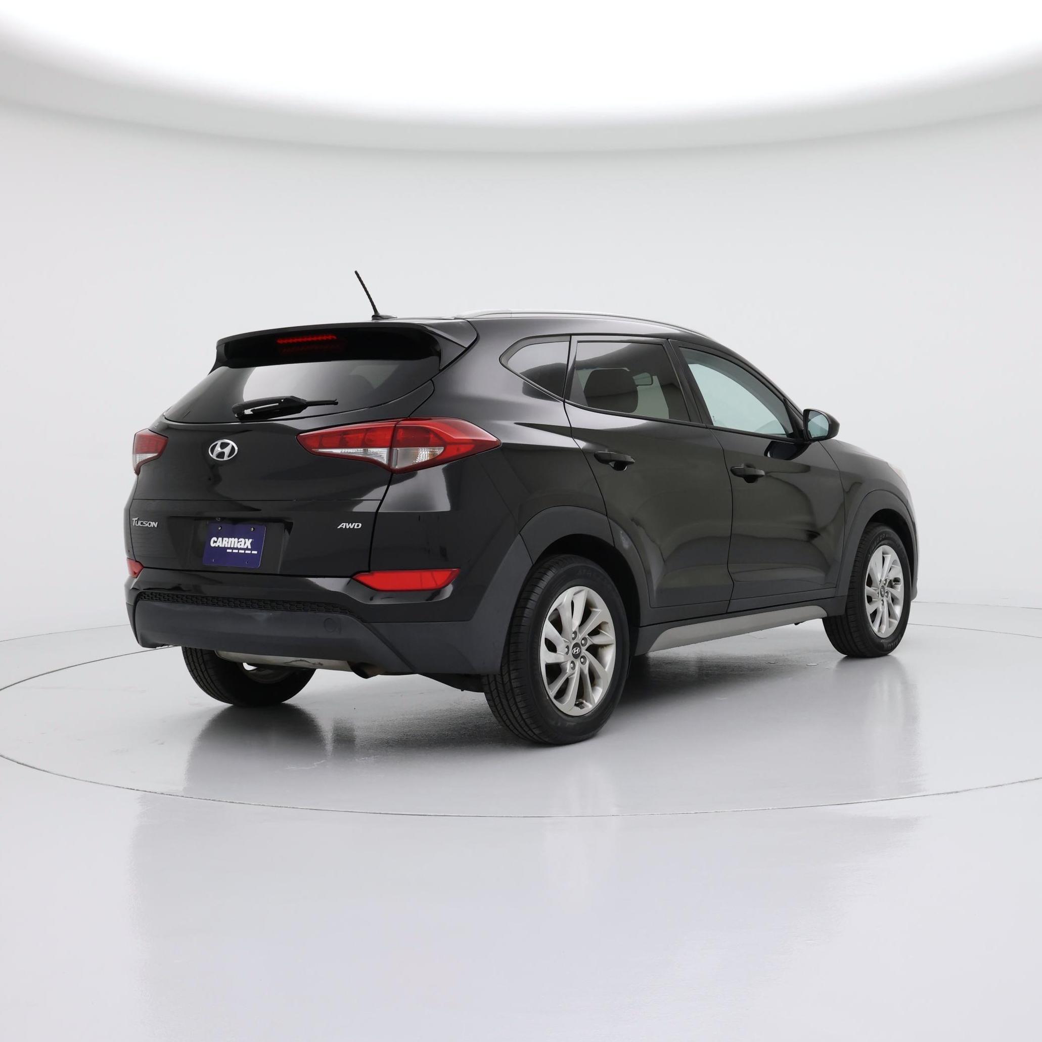 Thumbnail: 2017 Hyundai Tucson - 8