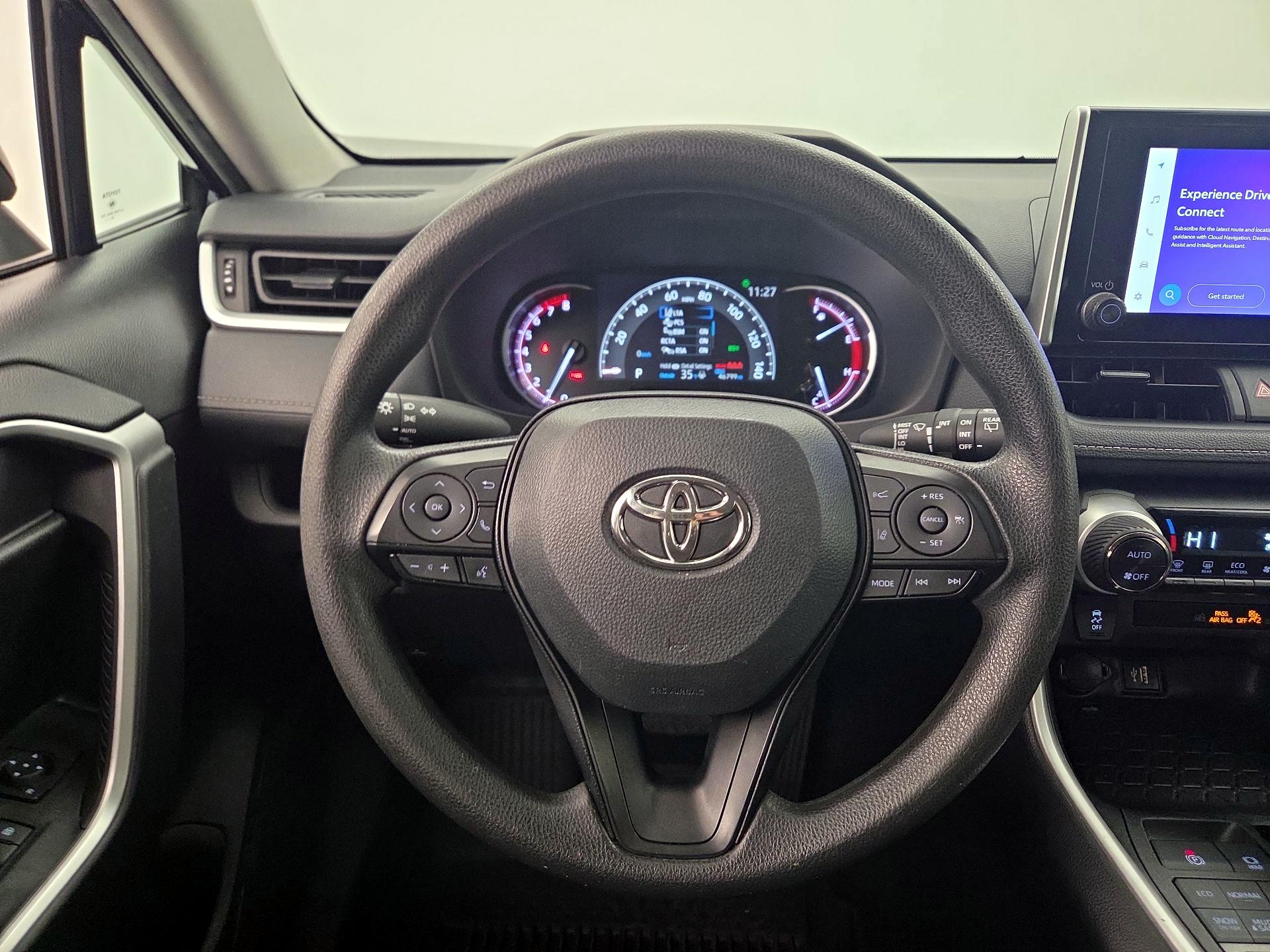 Thumbnail: 2024 Toyota RAV4 - 10