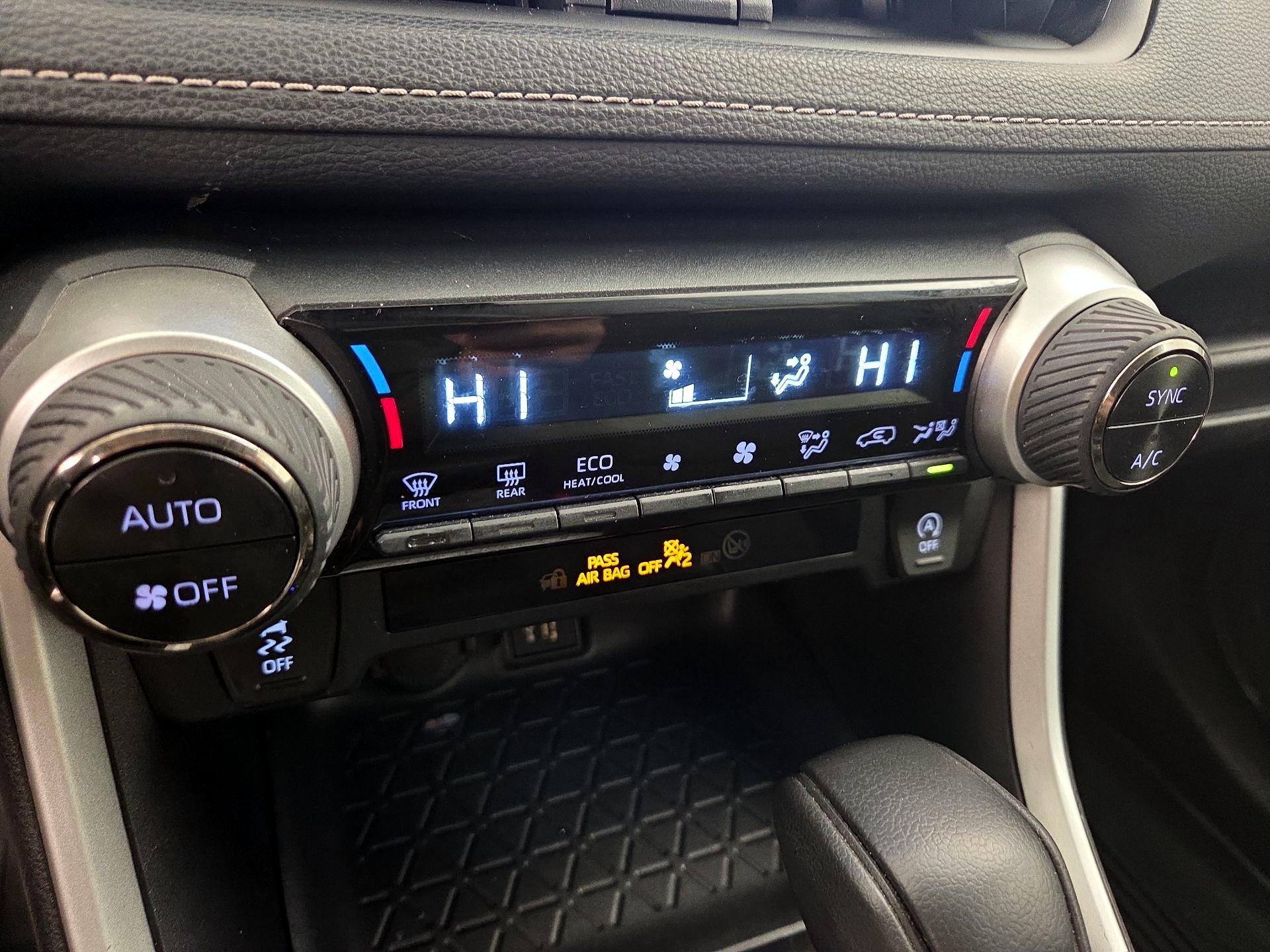 Thumbnail: 2024 Toyota RAV4 - 16