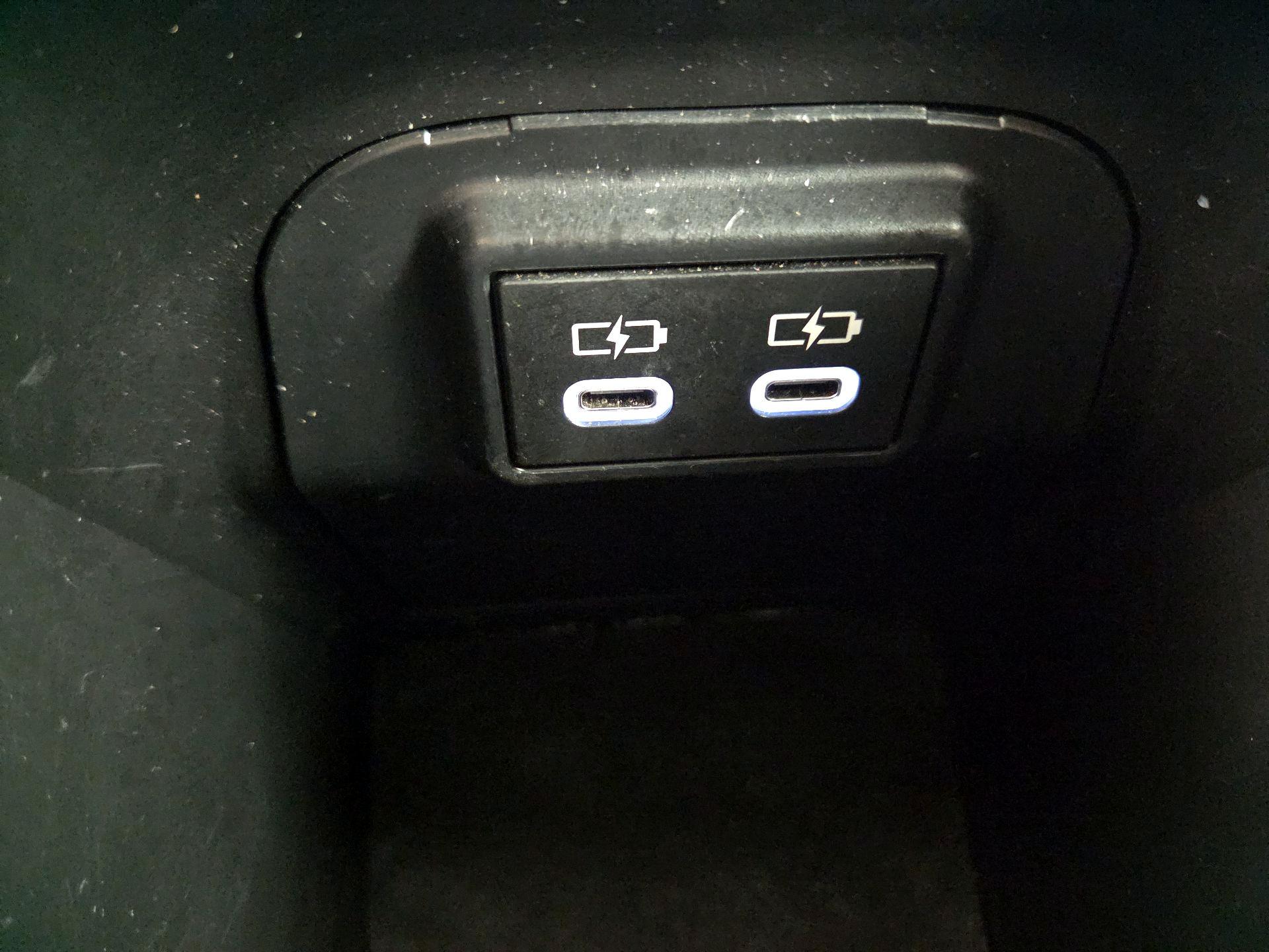 Thumbnail: 2024 Toyota RAV4 - 18