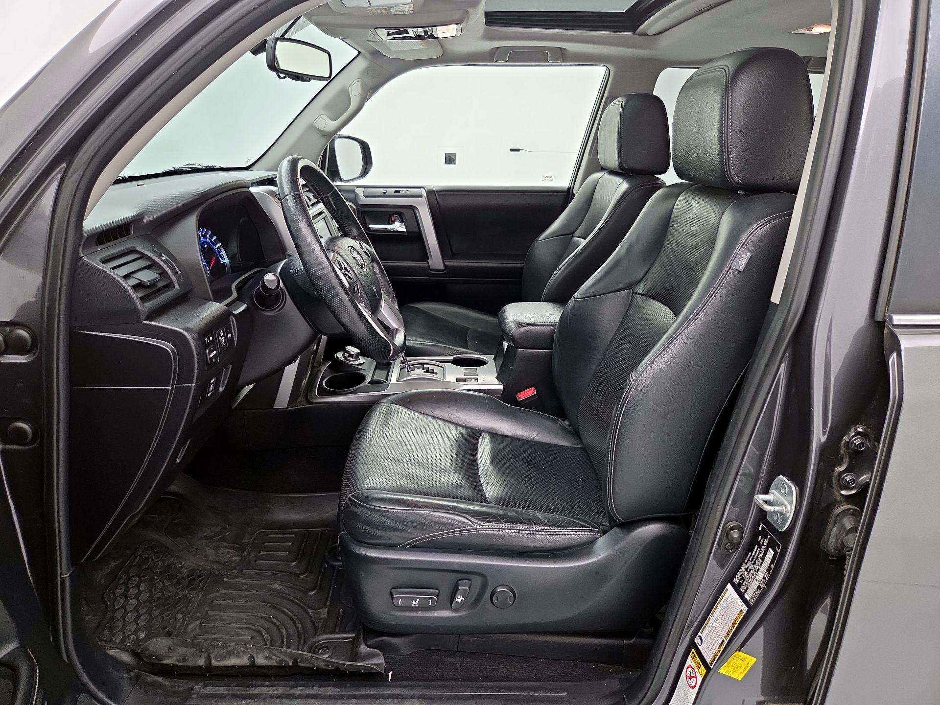 Thumbnail: 2015 Toyota 4Runner - 11