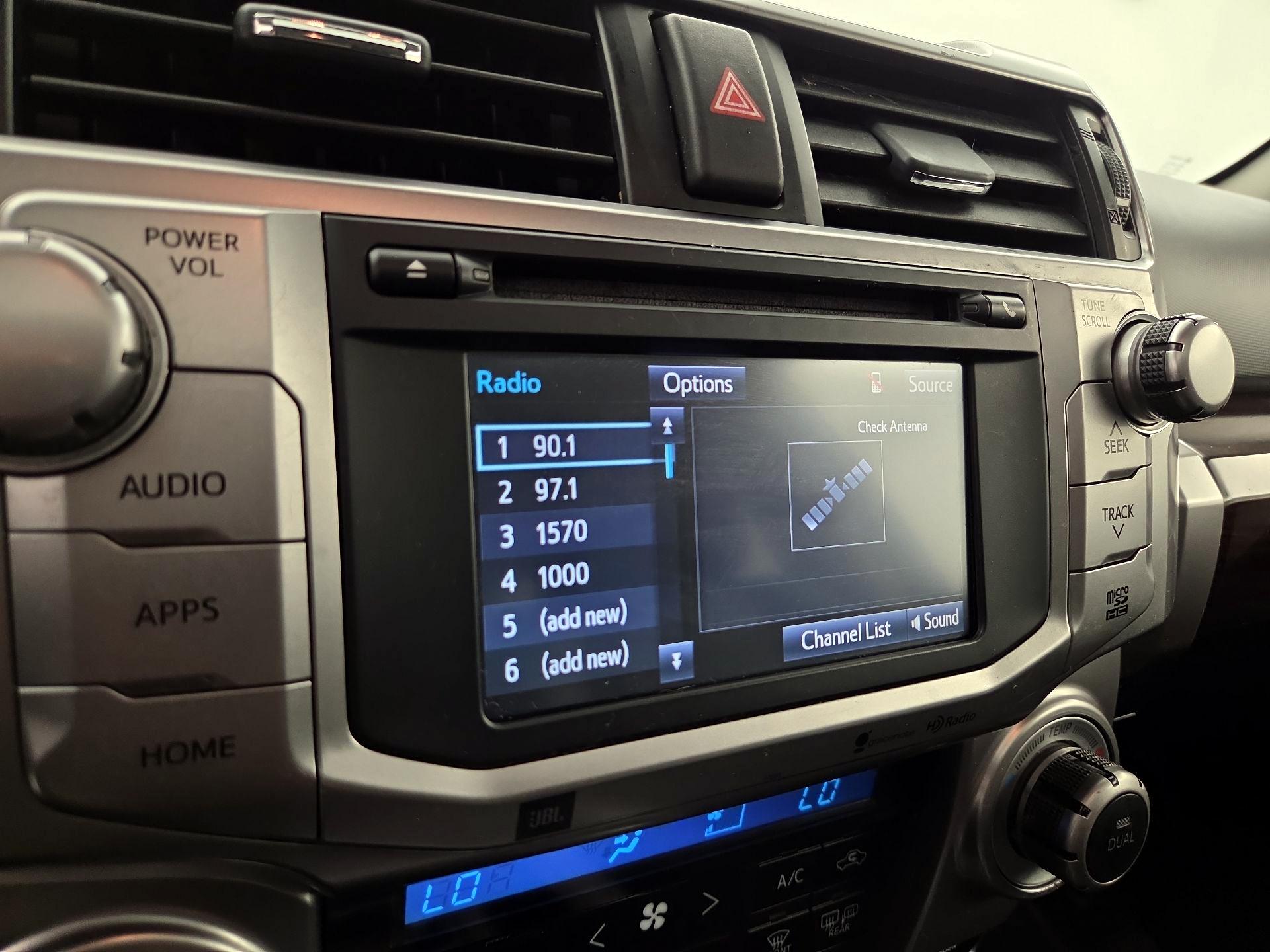 Thumbnail: 2015 Toyota 4Runner - 16