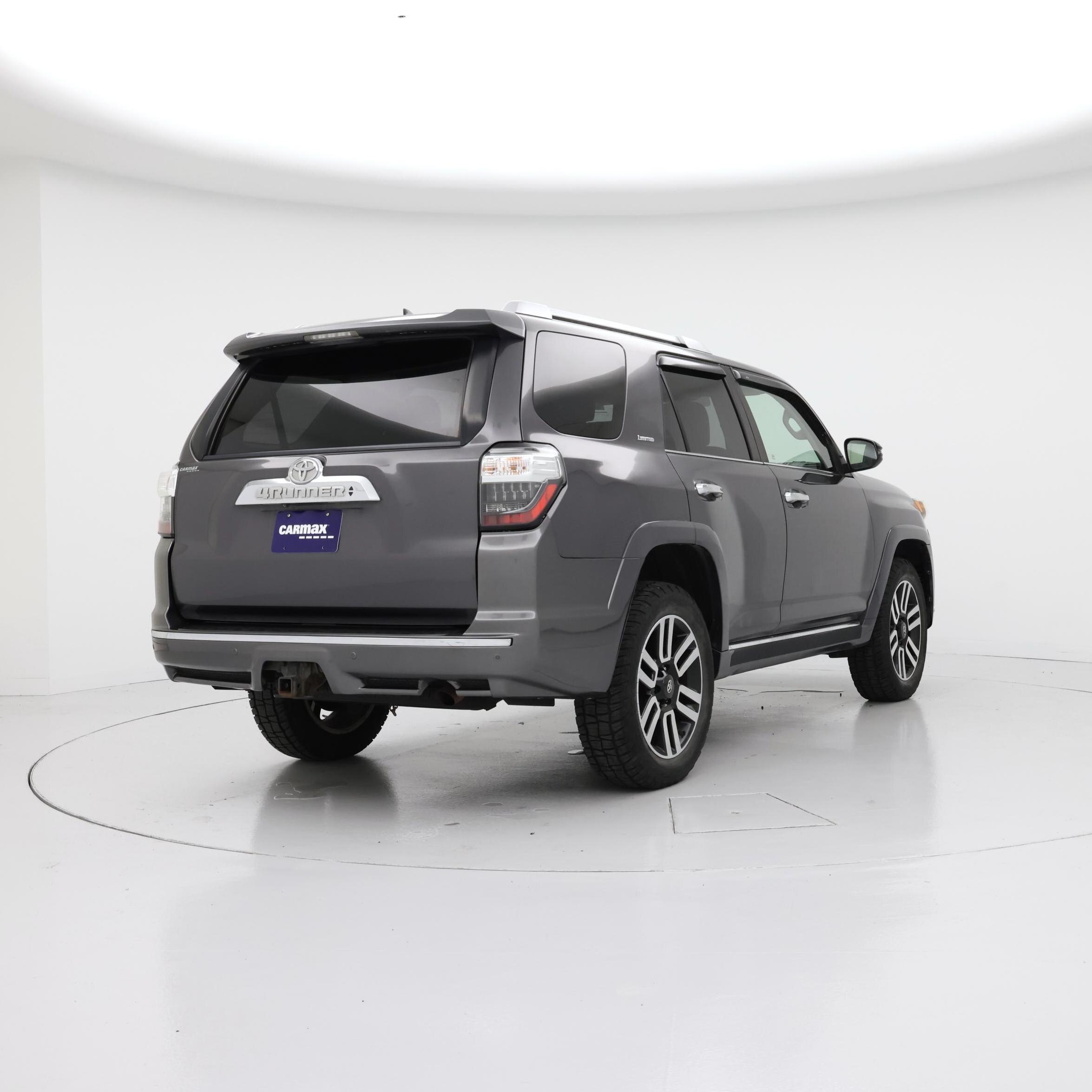 Thumbnail: 2015 Toyota 4Runner - 8