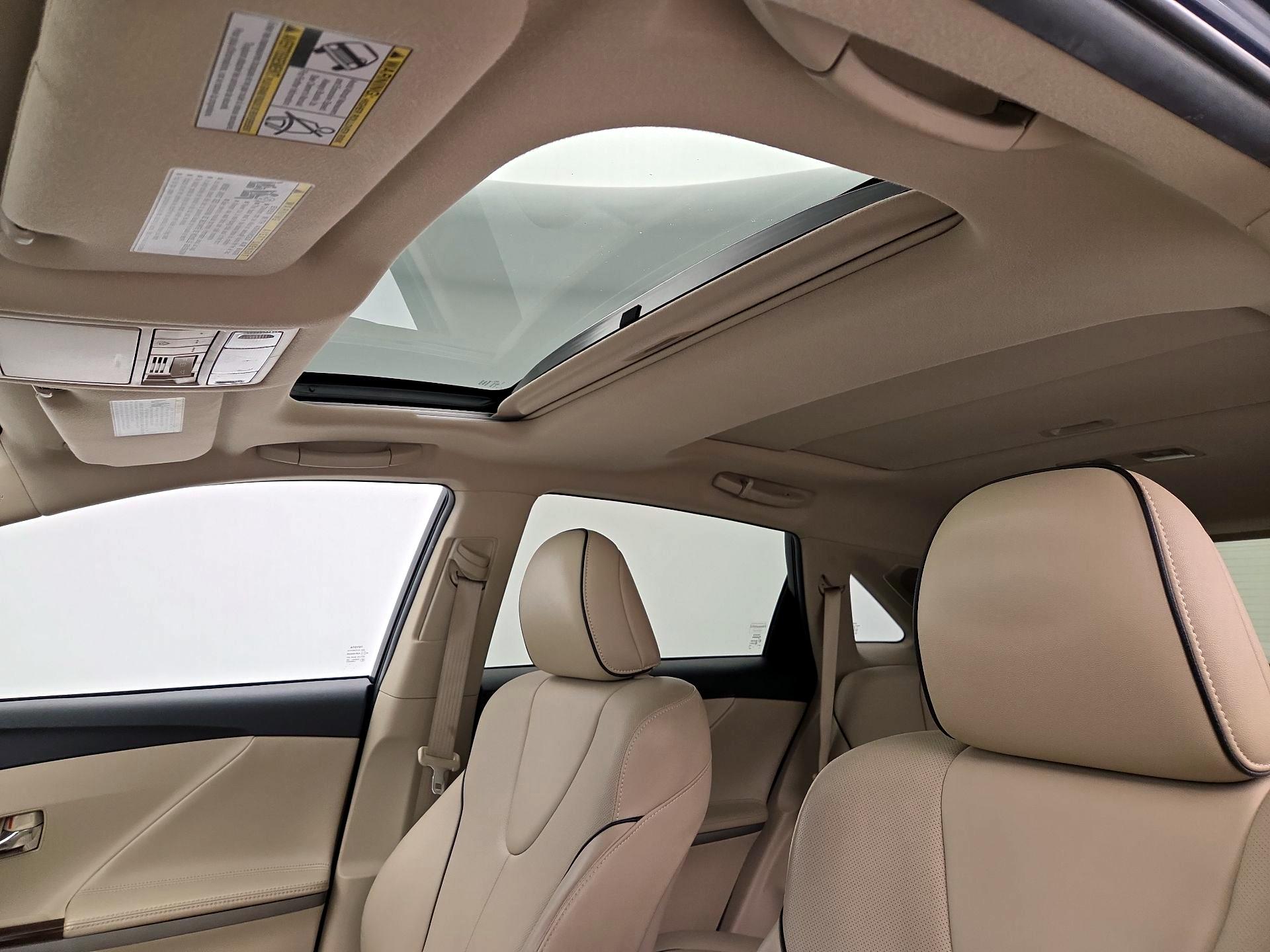 Thumbnail: 2015 Toyota Venza - 20