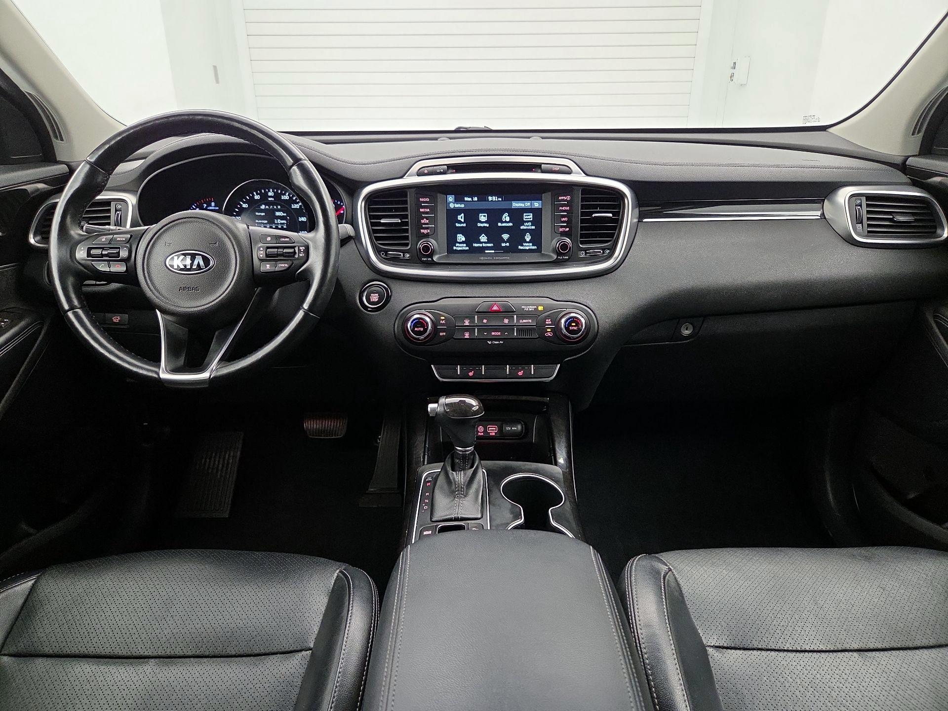 Thumbnail: 2018 Kia Sorento - 9