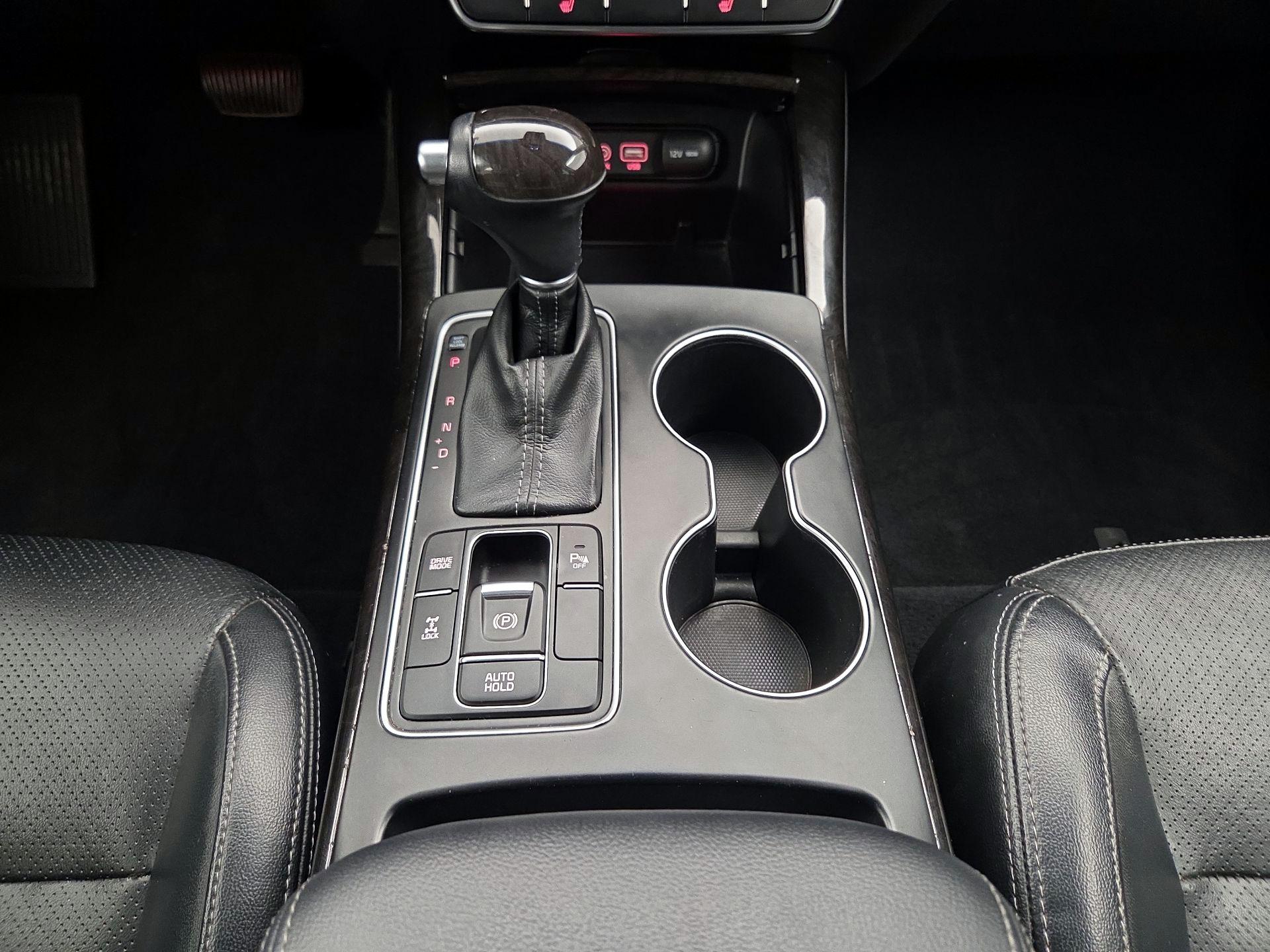 Thumbnail: 2018 Kia Sorento - 17