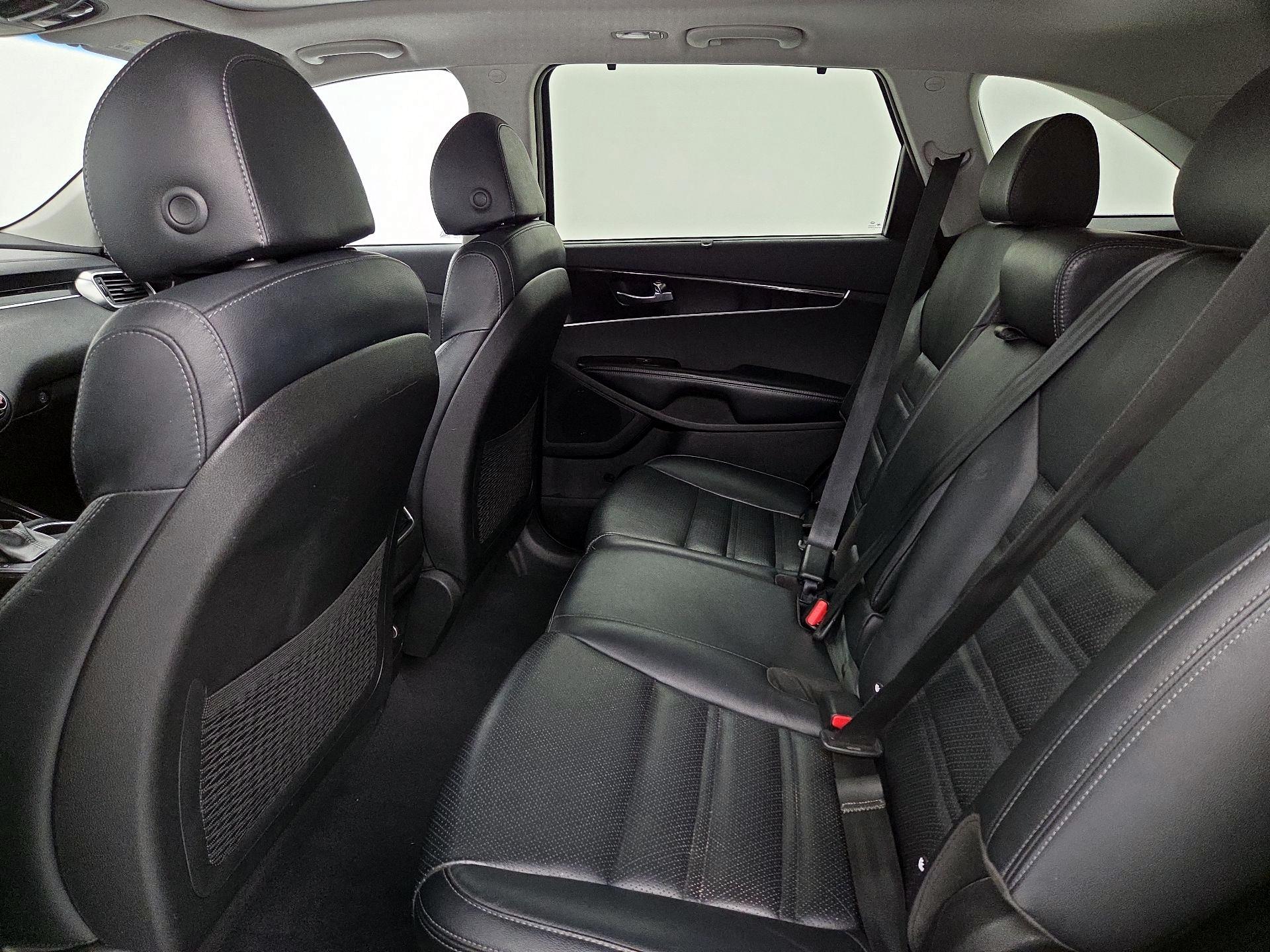 Thumbnail: 2018 Kia Sorento - 20