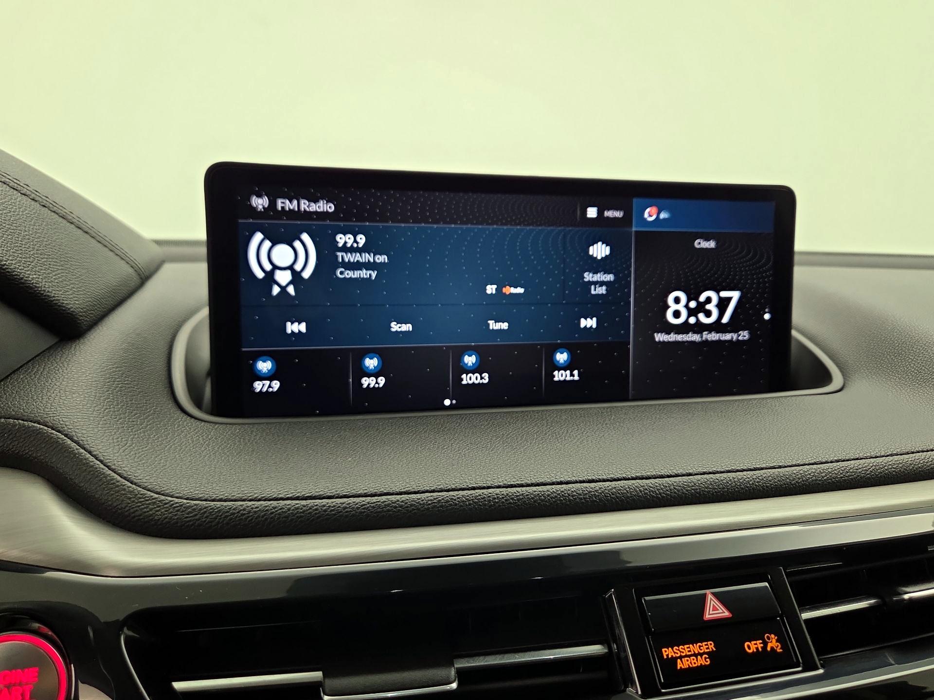 Thumbnail: 2022 Acura MDX - 15