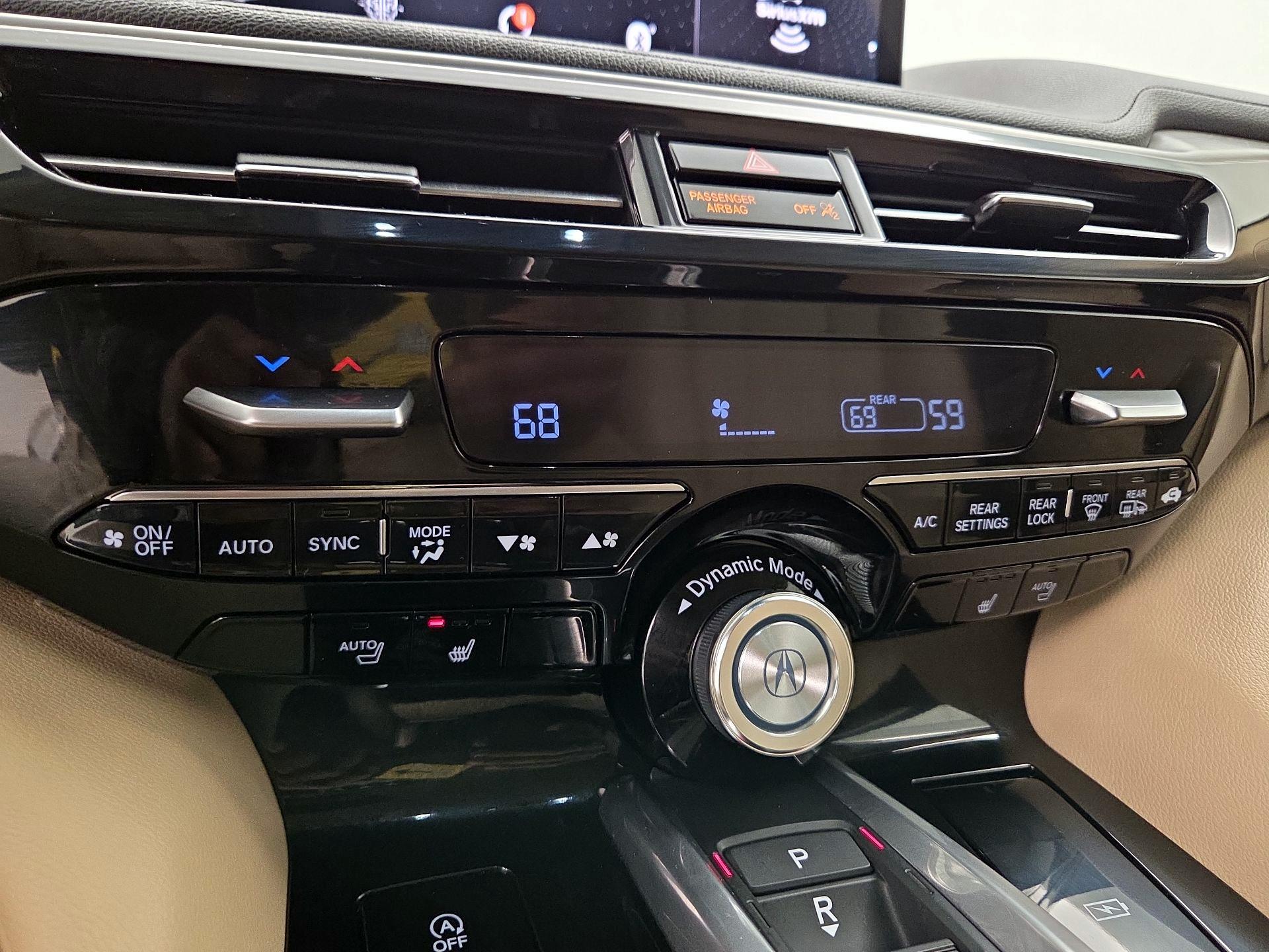 Thumbnail: 2022 Acura MDX - 16