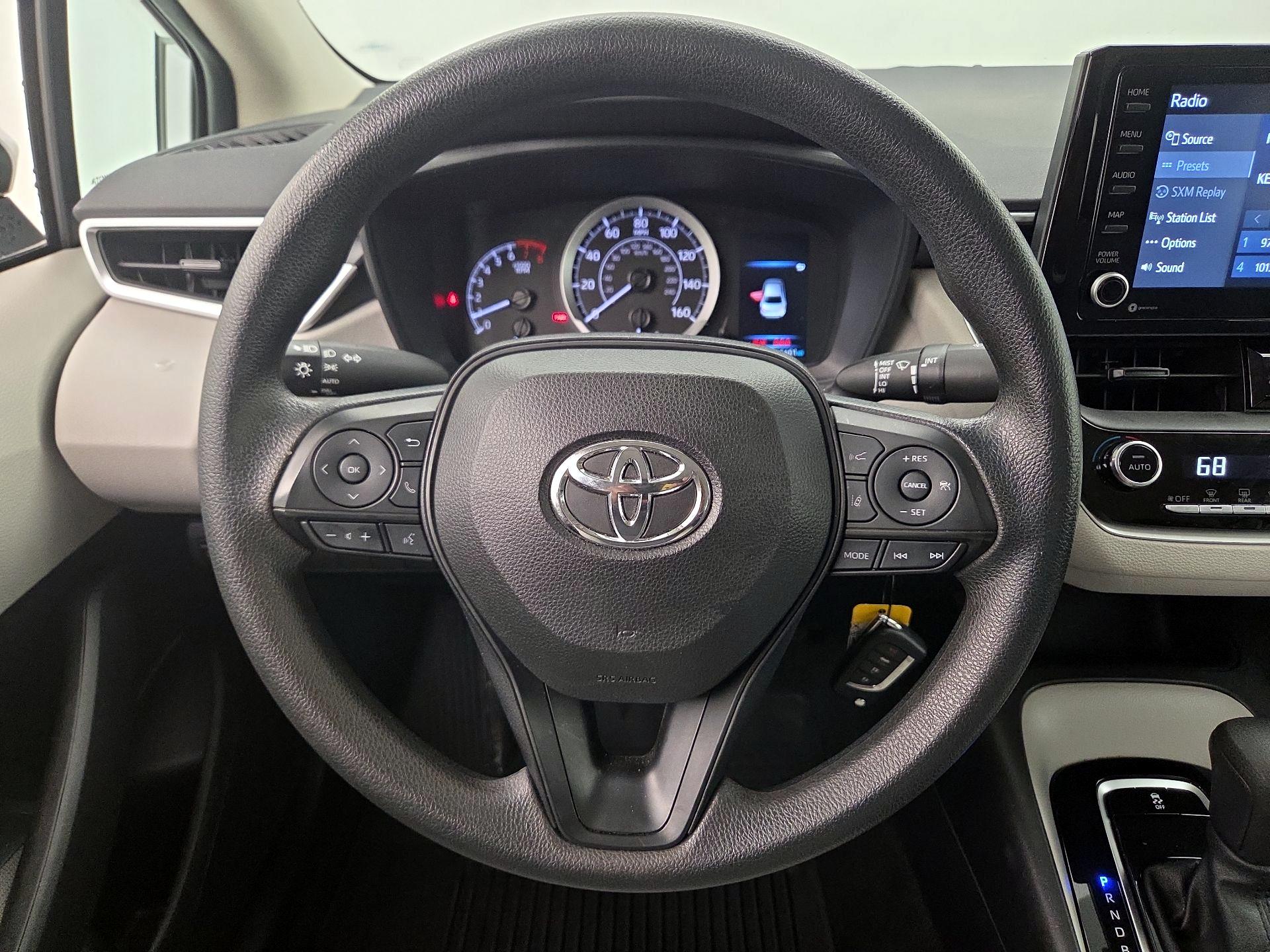 Thumbnail: 2022 Toyota Corolla - 10