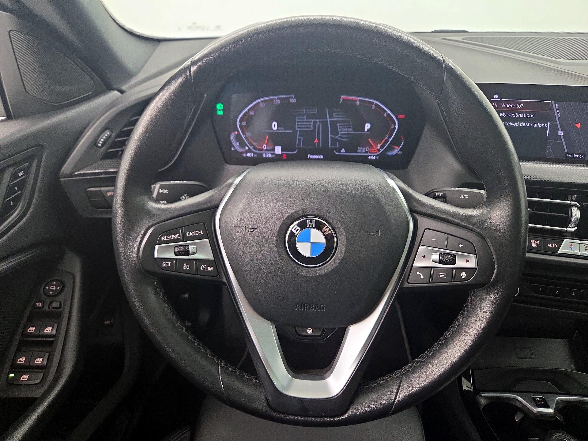 Thumbnail: 2024 BMW 2 Series - 10