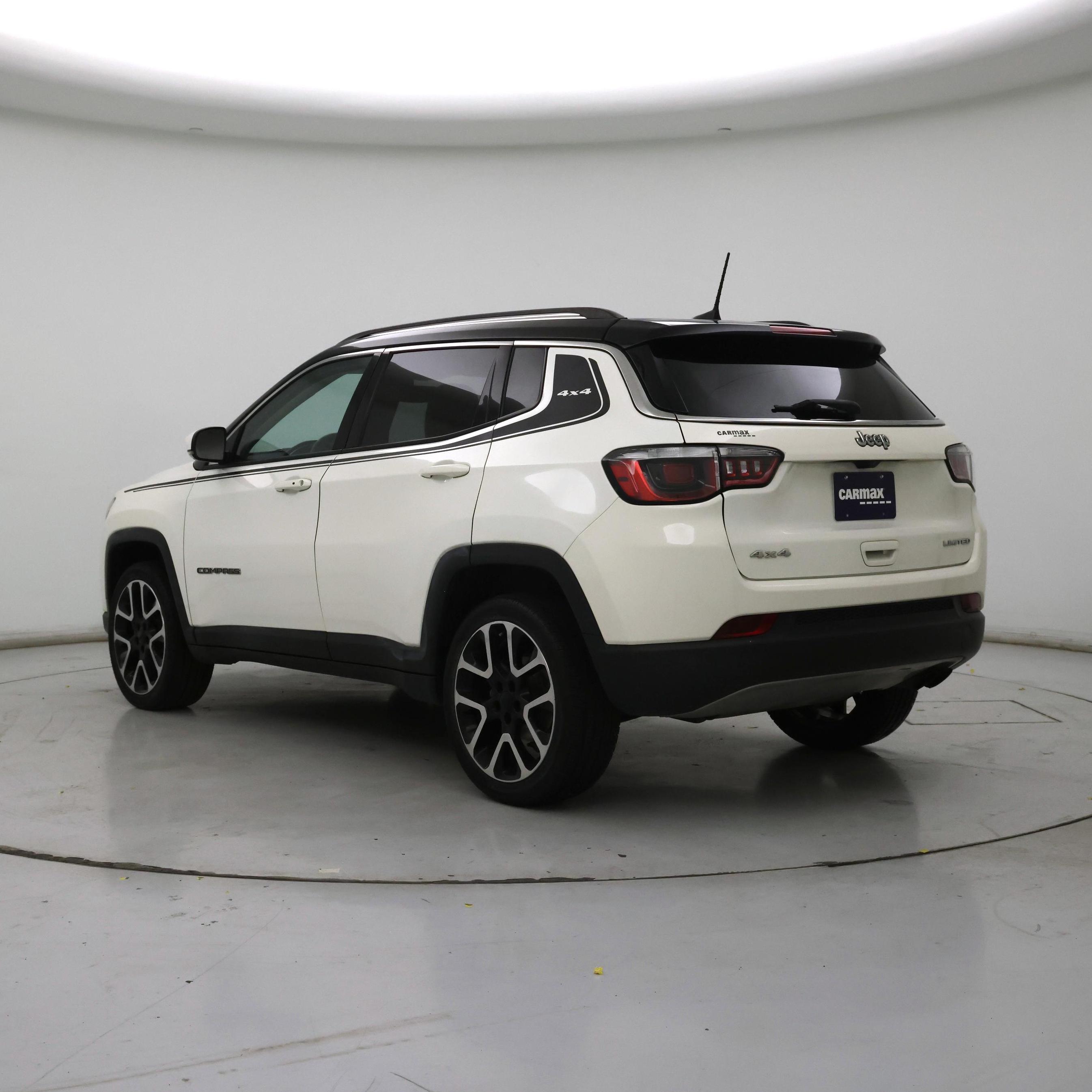 Thumbnail: 2019 Jeep Compass - 2